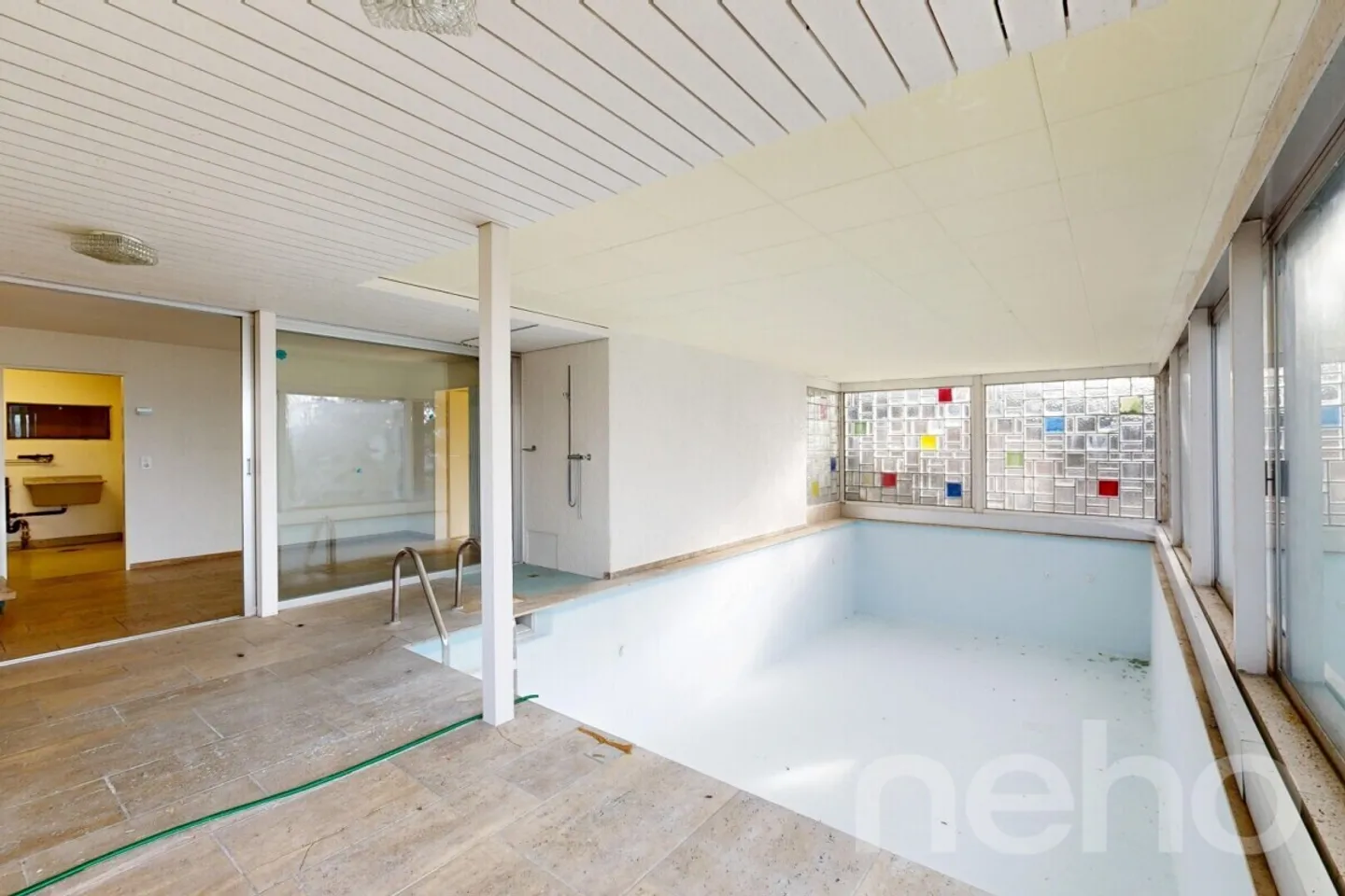 Villa with Indoor Pool - Dream Home with a View and Potential - Photo 9 of 12