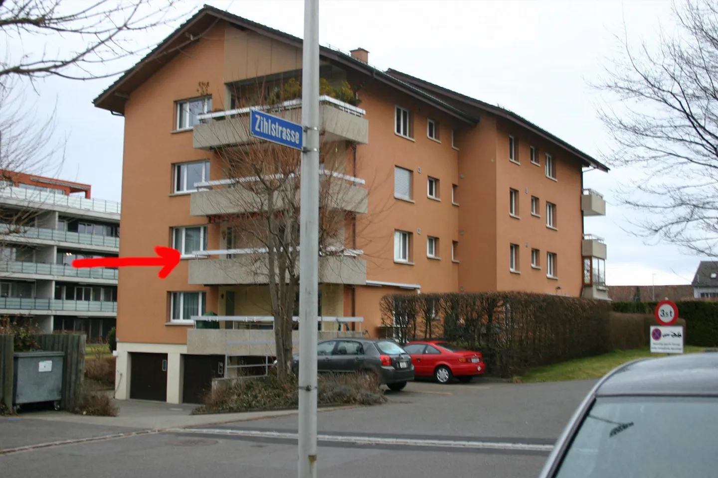 Appartamento 4½ locali al 1° piano vicino al lago in una zona commerciale vivace - Foto 1 di 11