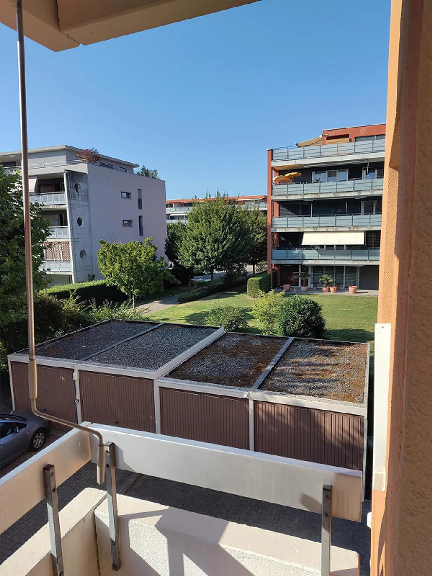 Appartamento 4½ locali al 1° piano vicino al lago in una zona commerciale vivace - Foto 10 di 11