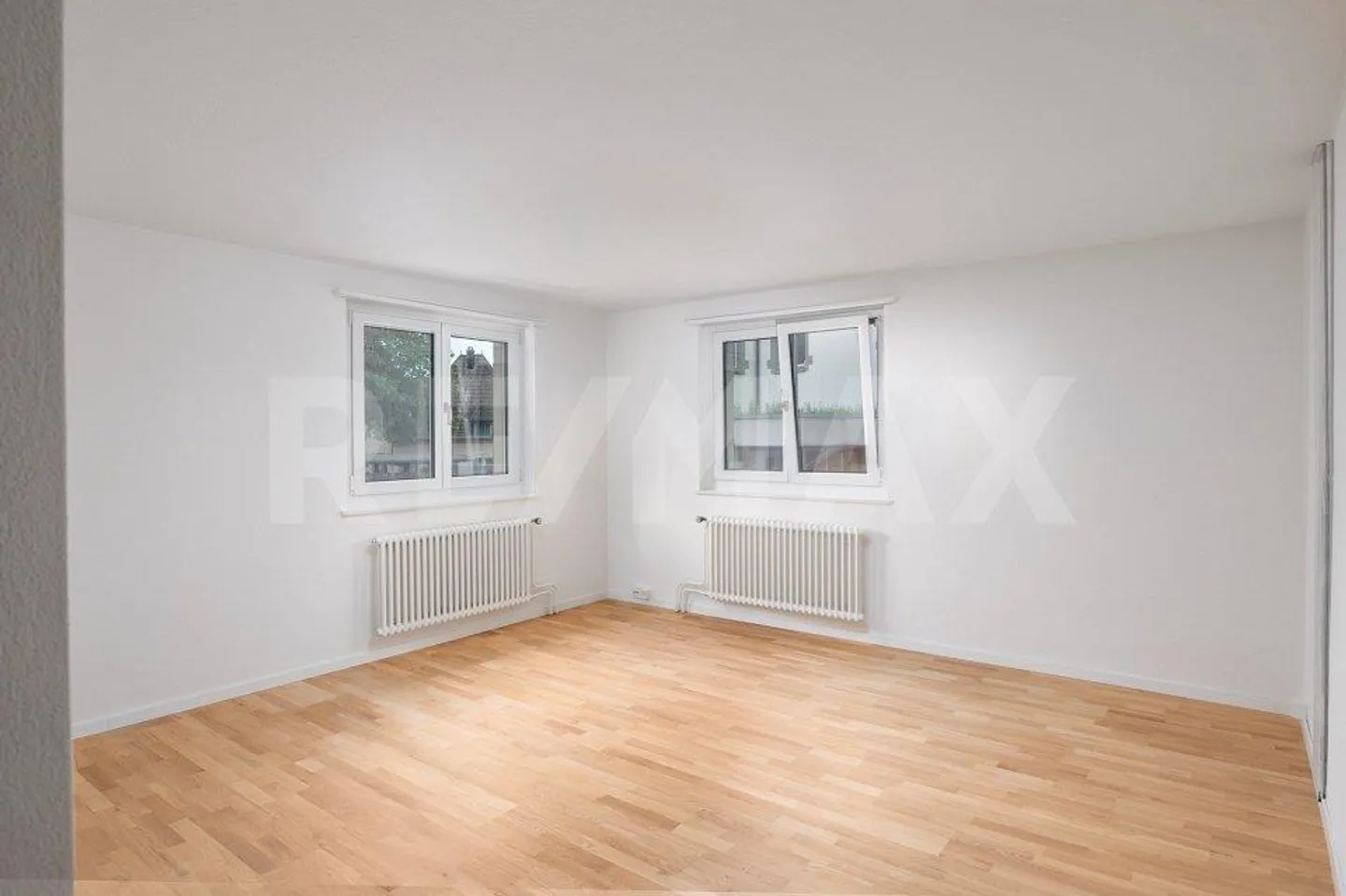 Charming 4.5 Room Apartment in Turgi near Baden for Sale - Photo 8 of 9