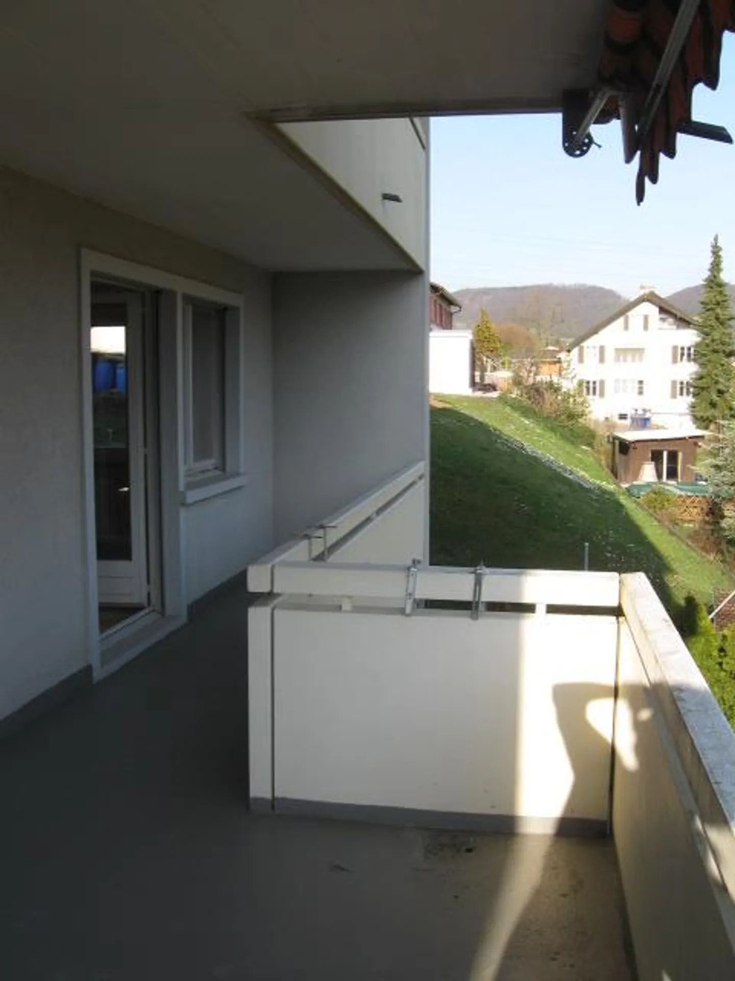 zu vermieten eine geräumige, helle 4-Zimmer-Wohnung an rühiger Lage - Foto 4 von 12