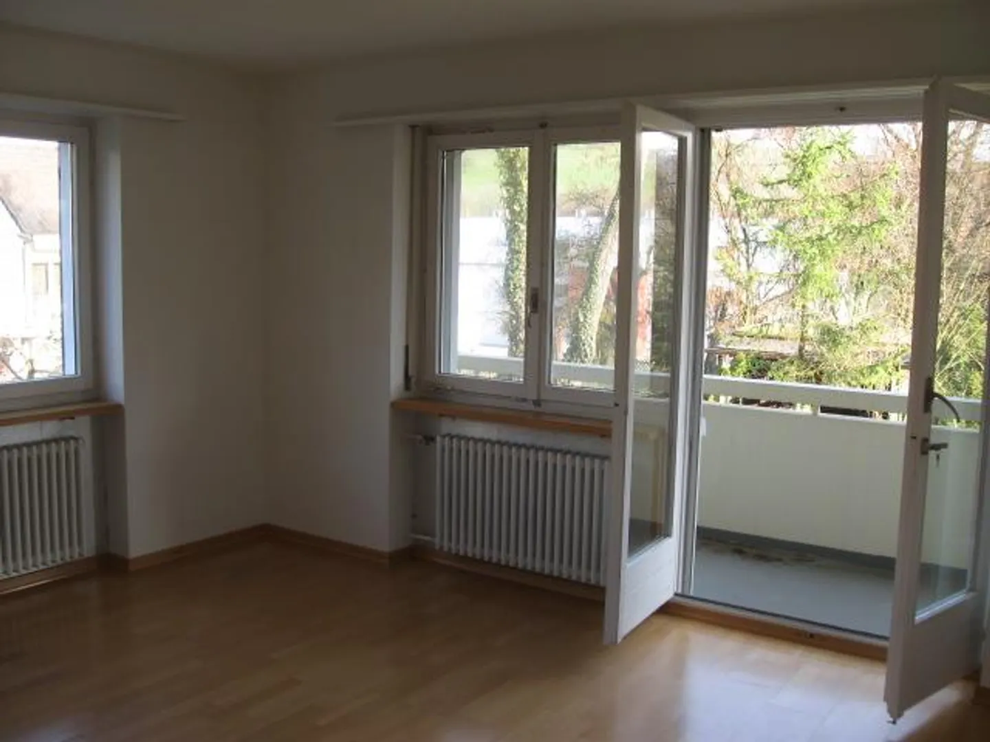 zu vermieten eine geräumige, helle 4-Zimmer-Wohnung an rühiger Lage - Foto 11 von 12