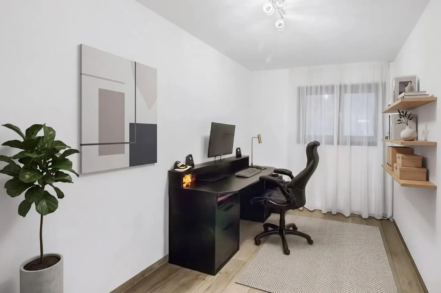 Modern Garden Apartment in Oensingen - Photo 3 of 10
