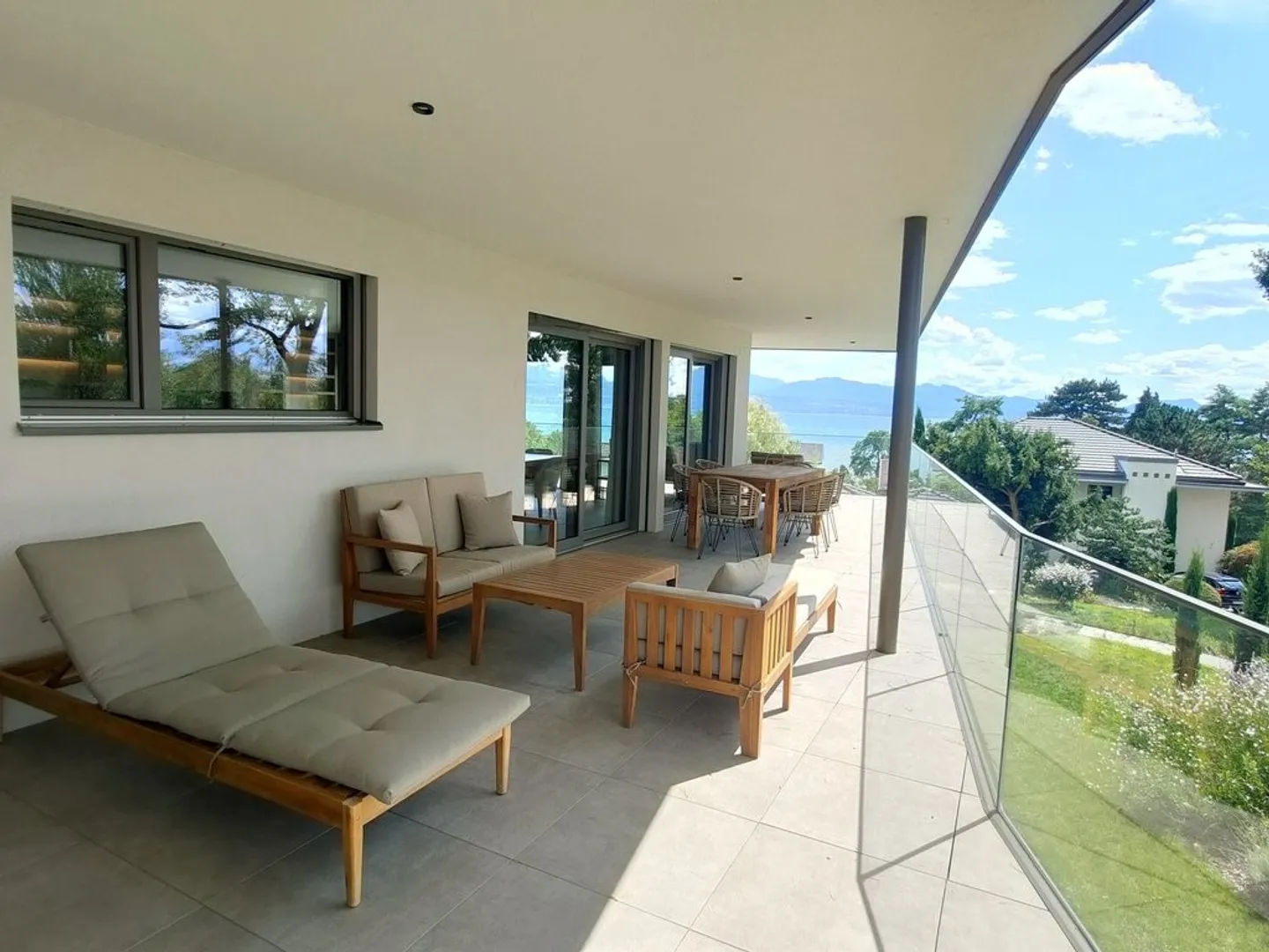 Appartement mit Ausnahmemöbeln in St-Sulpice / Miete verhandelbar - Foto 11 von 11