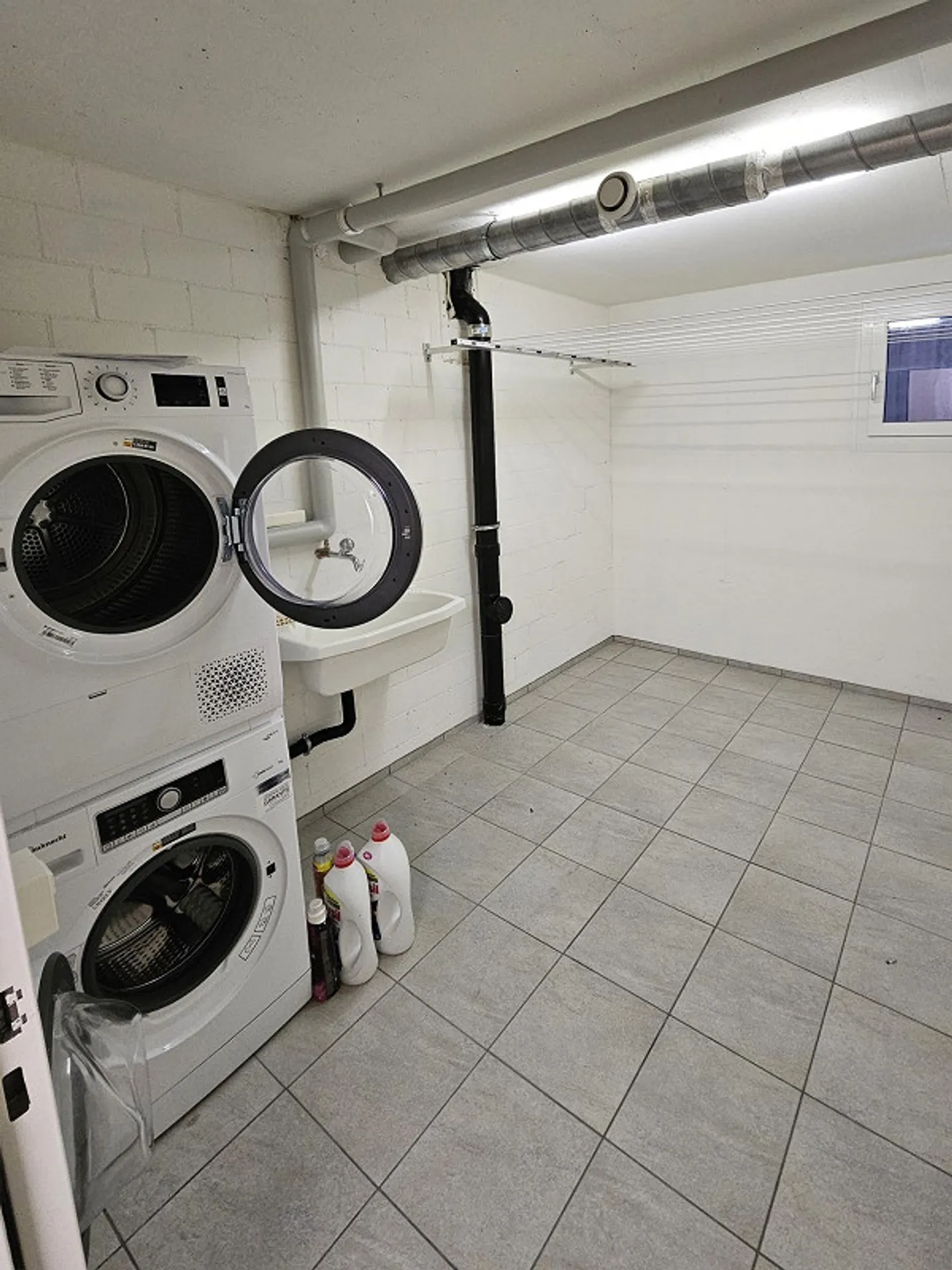 Moderne 2 1/2-Zimmerwohnung zu vermieten - Photo 6 sur 6