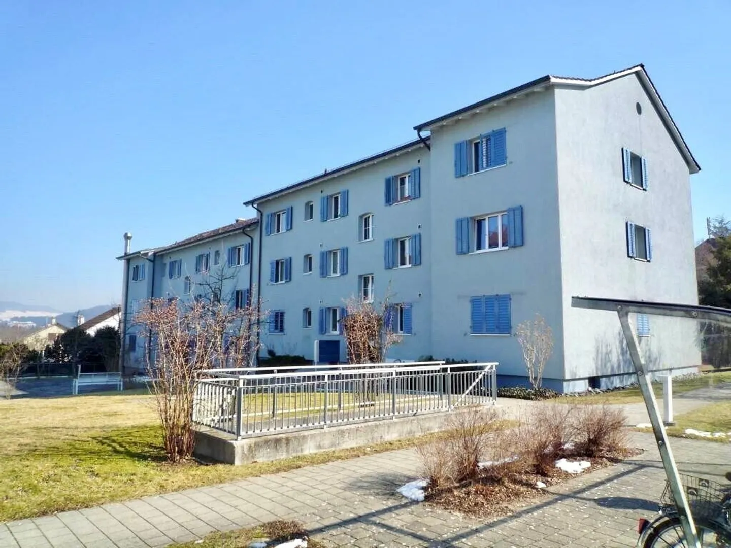 Appartement à louer - Photo 2 sur 9