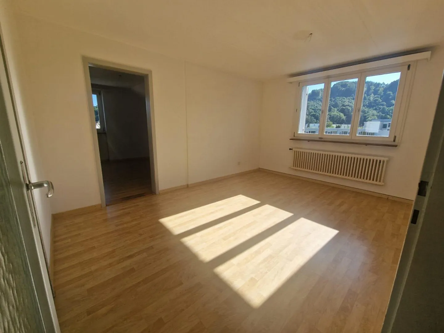 Beautiful 3.5 room apartment in a quiet location - Photo 2 of 12