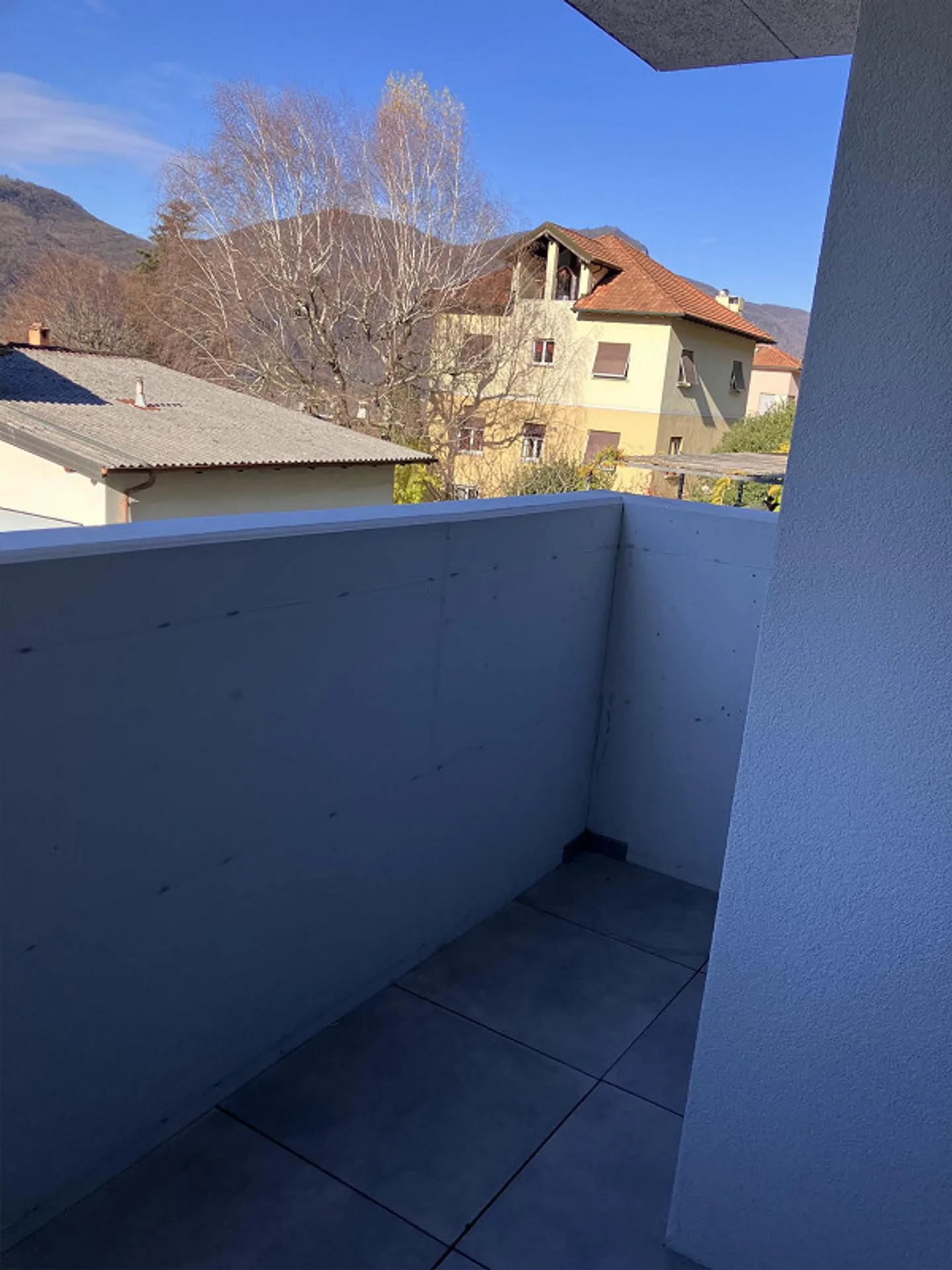 MENDRISIO – NOUVEAU 2½ PIÈCES EN PREMIÈRE LOCATION AVEC TERRASSE ET PLACE DE PARKING - Photo 6 sur 8