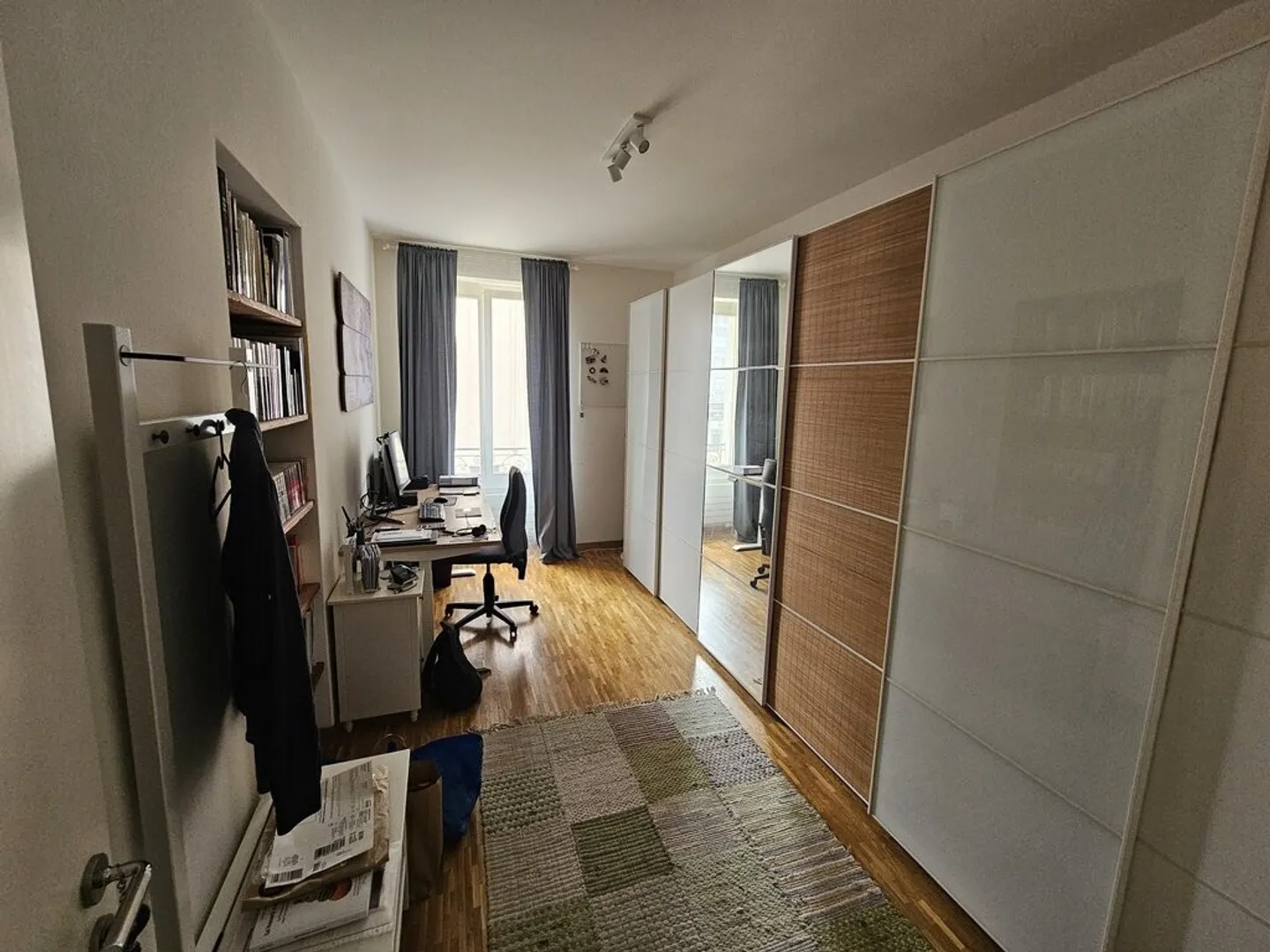 3.5 Room Apartment - Photo 3 of 6