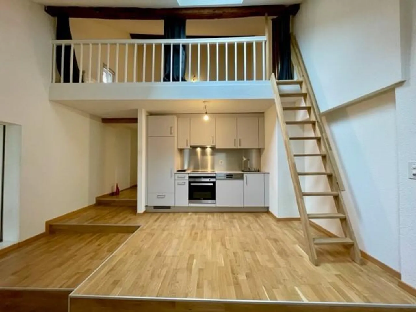 Appartamento 2.5 stanze nel centro di Bienne - Foto 3 di 8