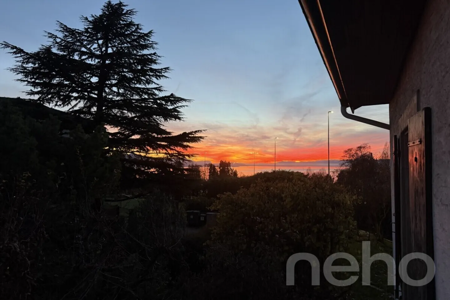 Renovated house with garden in an exceptional location - Photo 7 of 12