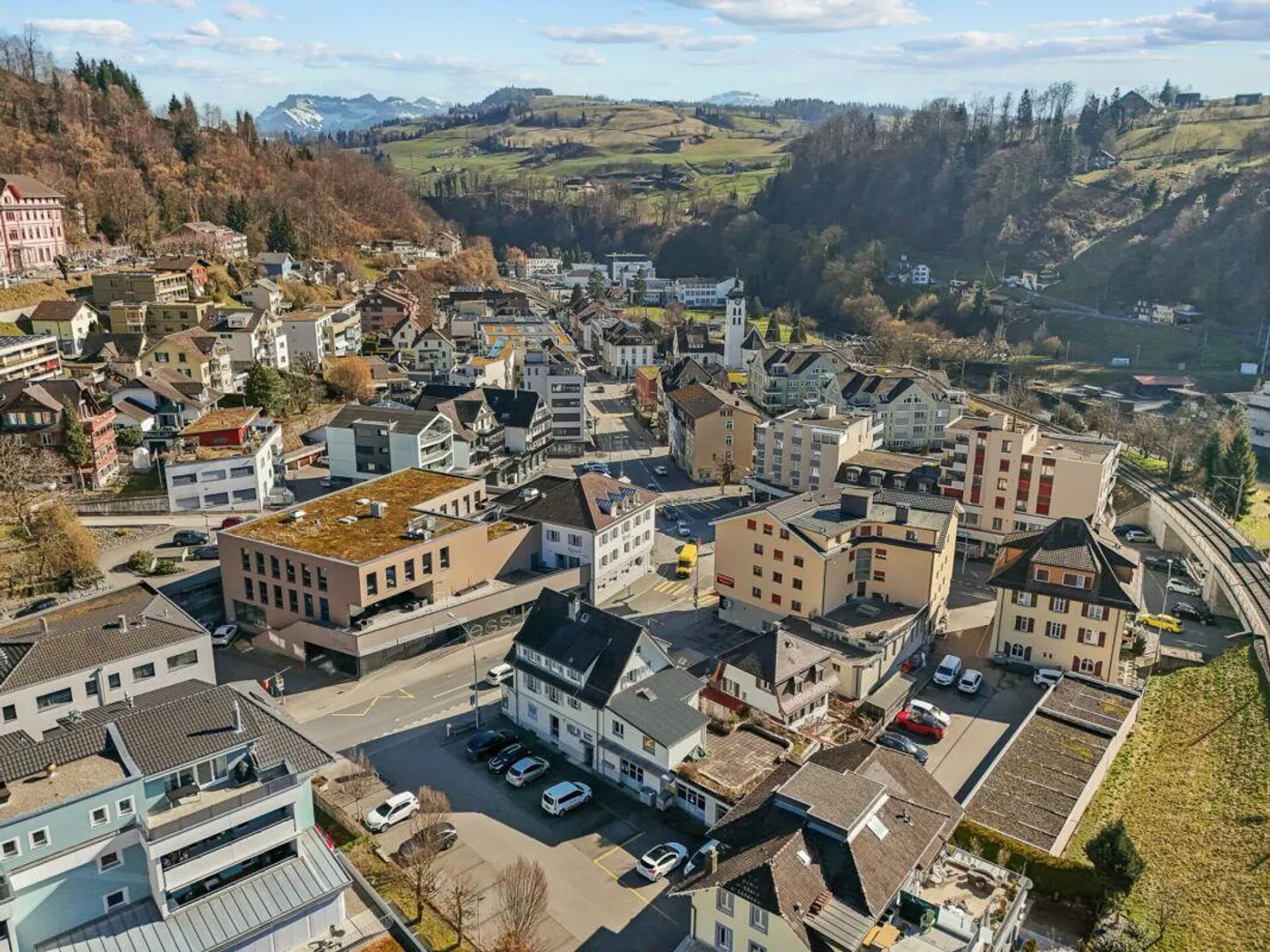Gemischtes Gebäude in Wolhusen - Foto 3 von 18