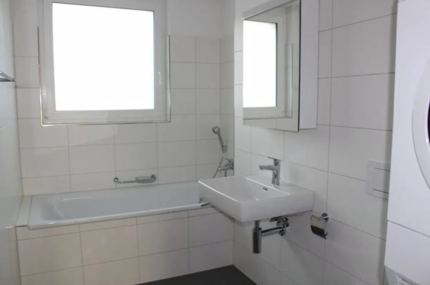 Vivere elegante in una posizione centrale a Dübendorf - Foto 4 di 5