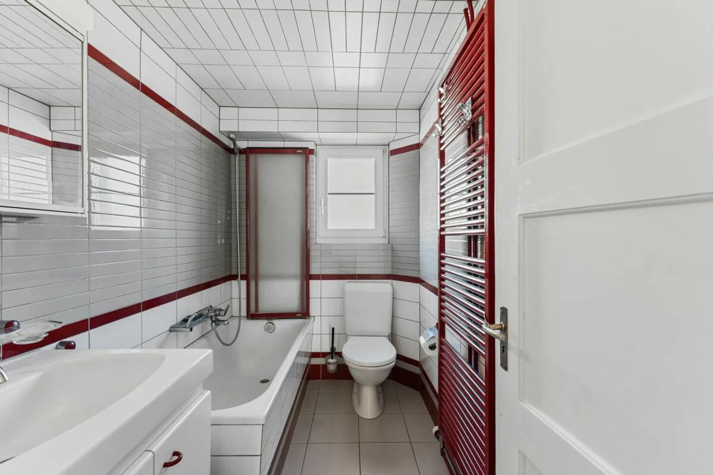 Gemischtes Gebäude in Wolhusen - Foto 14 von 18