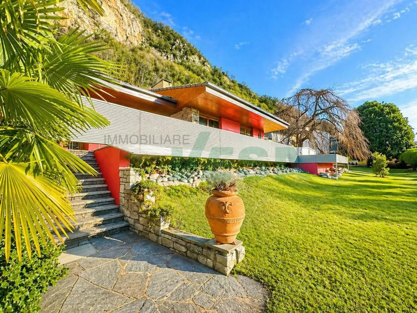 Villa Accogliente con Piscina e Giardino - Foto 2 di 13