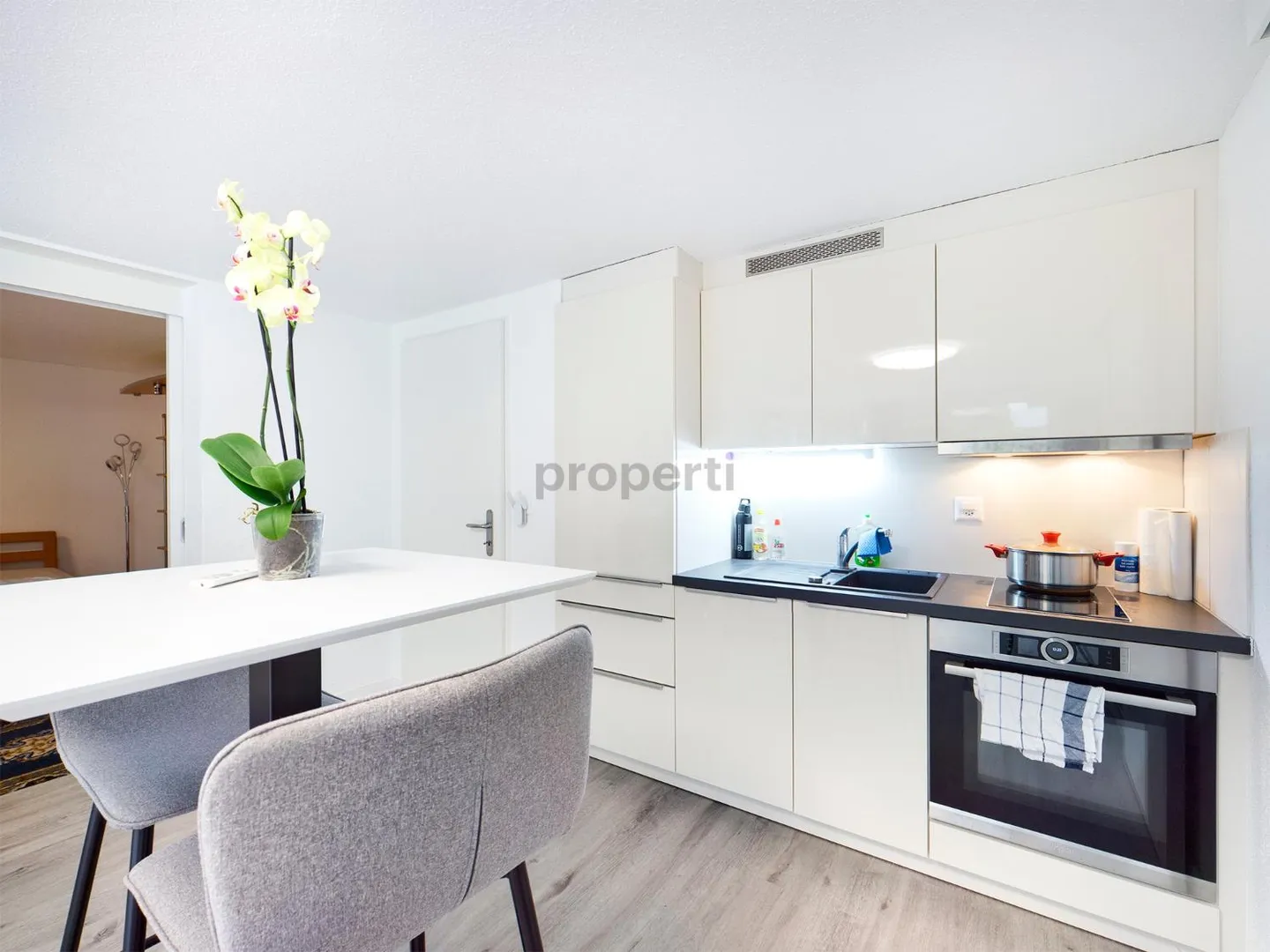 Appartement meublé 2 pièces à Schliern près de Köniz - Photo 2 sur 9