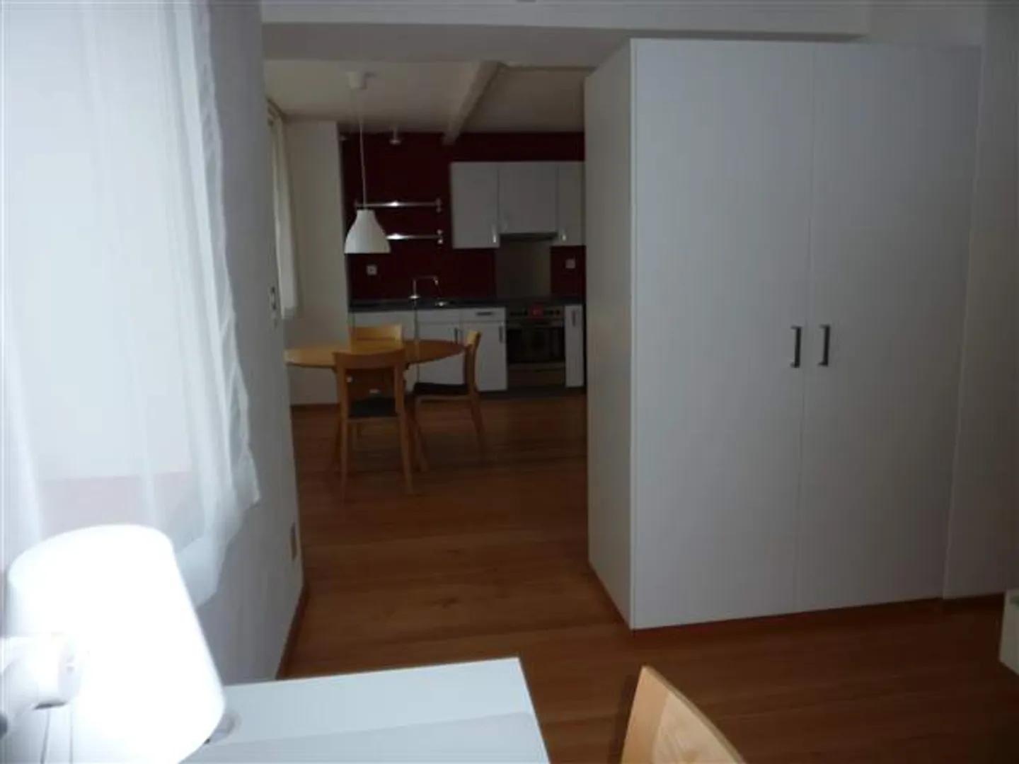 Studio moderno arredato vicino alla città vecchia - Foto 6 di 7