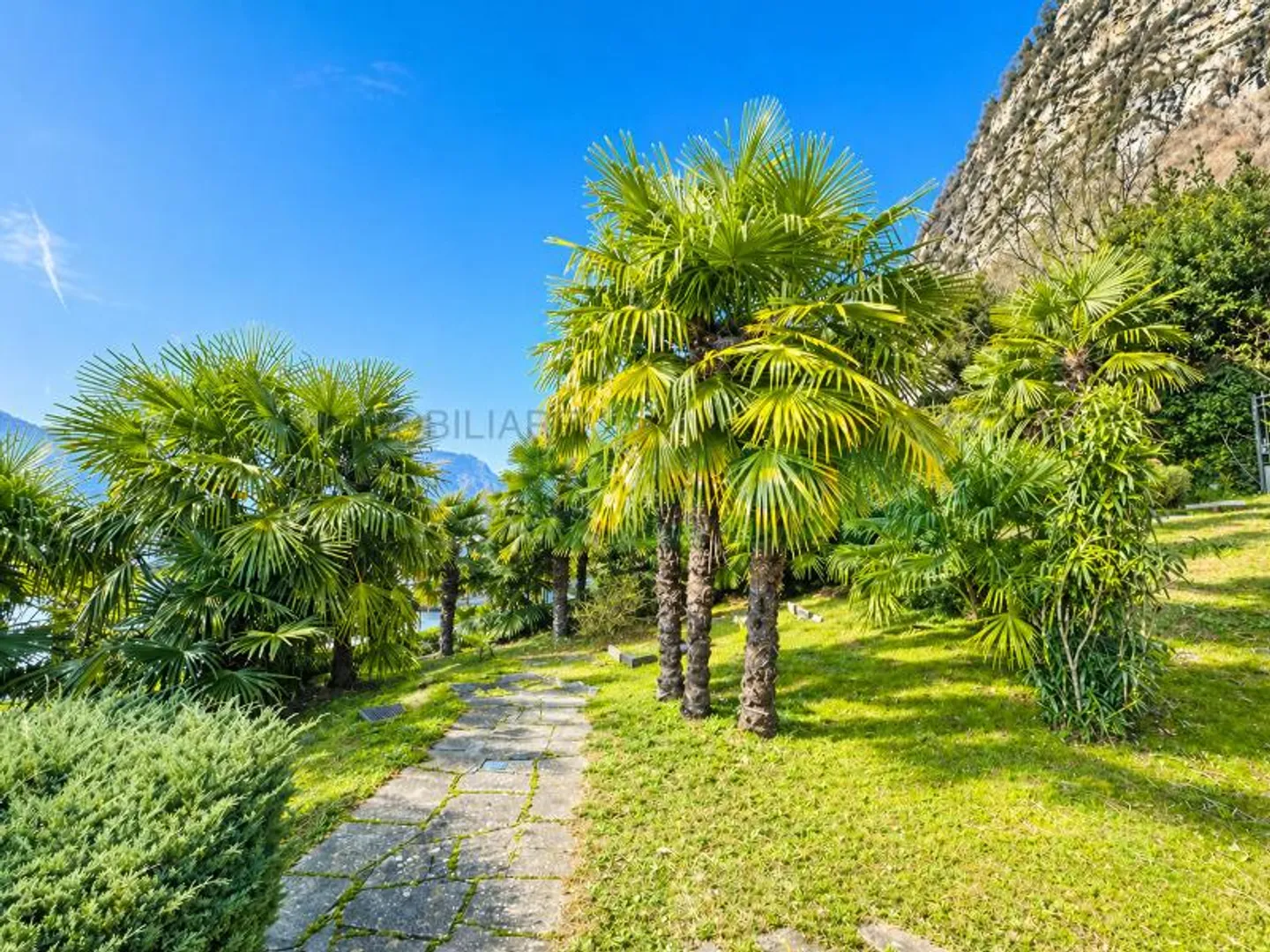 Villa Accogliente con Piscina e Giardino - Foto 3 di 13