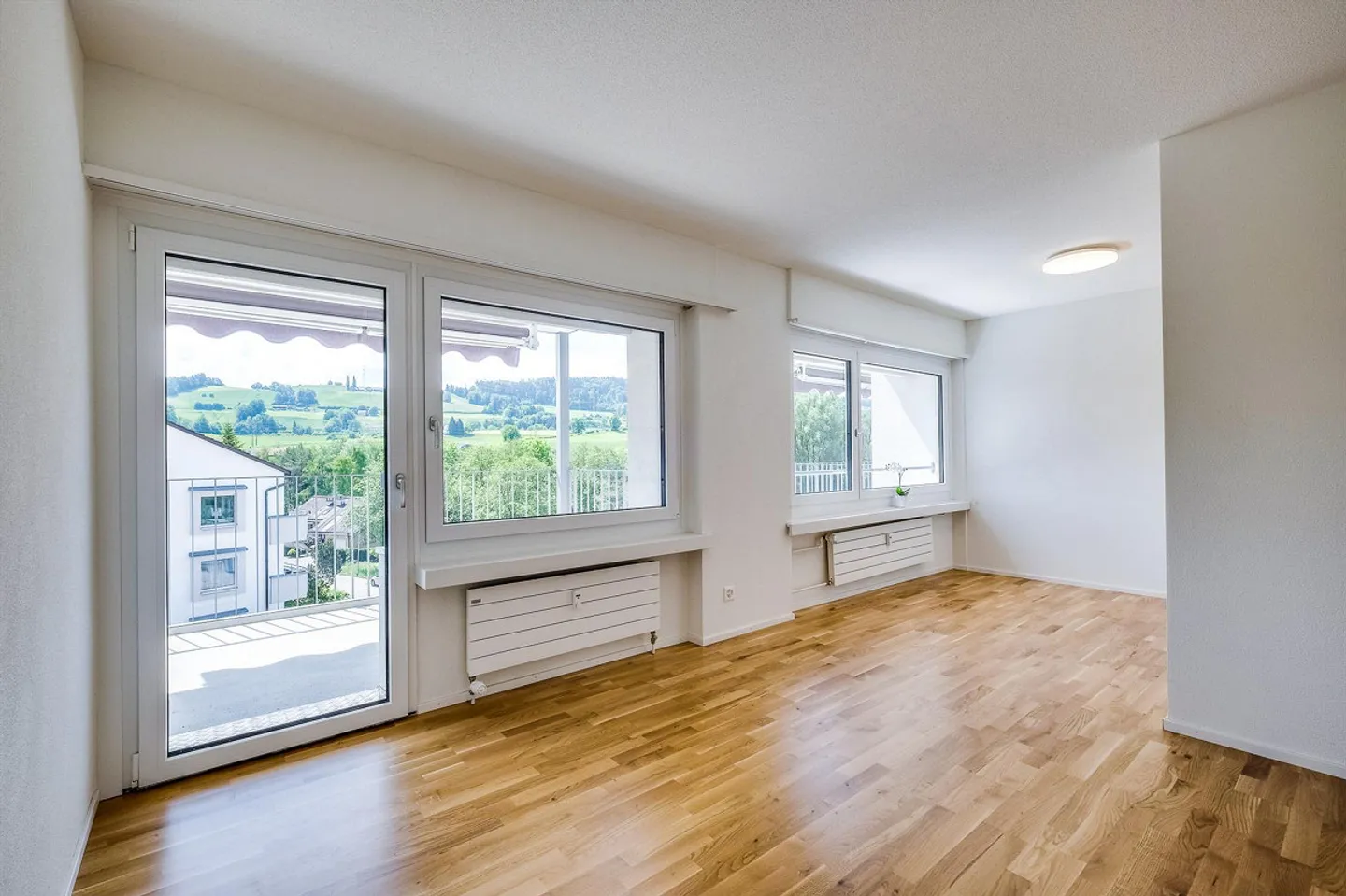 Great Single Apartment - Photo 3 of 7