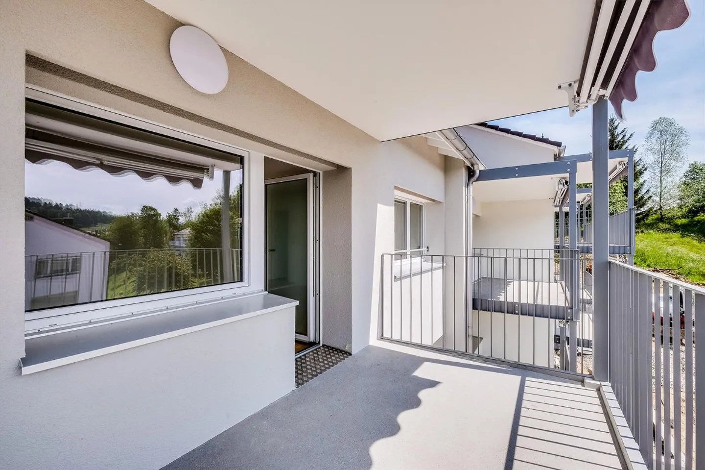 Great Single Apartment - Photo 6 of 7