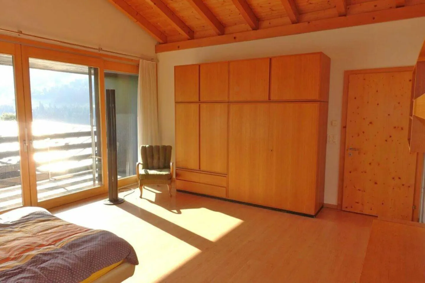 Casa bifamiliare intrecciata all'interno - Foto 10 di 12