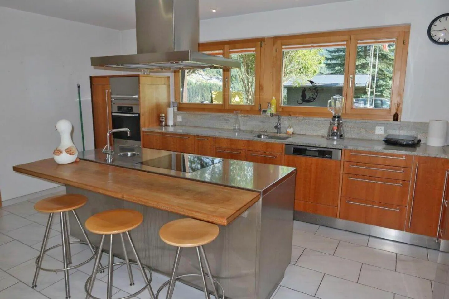 Casa bifamiliare intrecciata all'interno - Foto 8 di 12