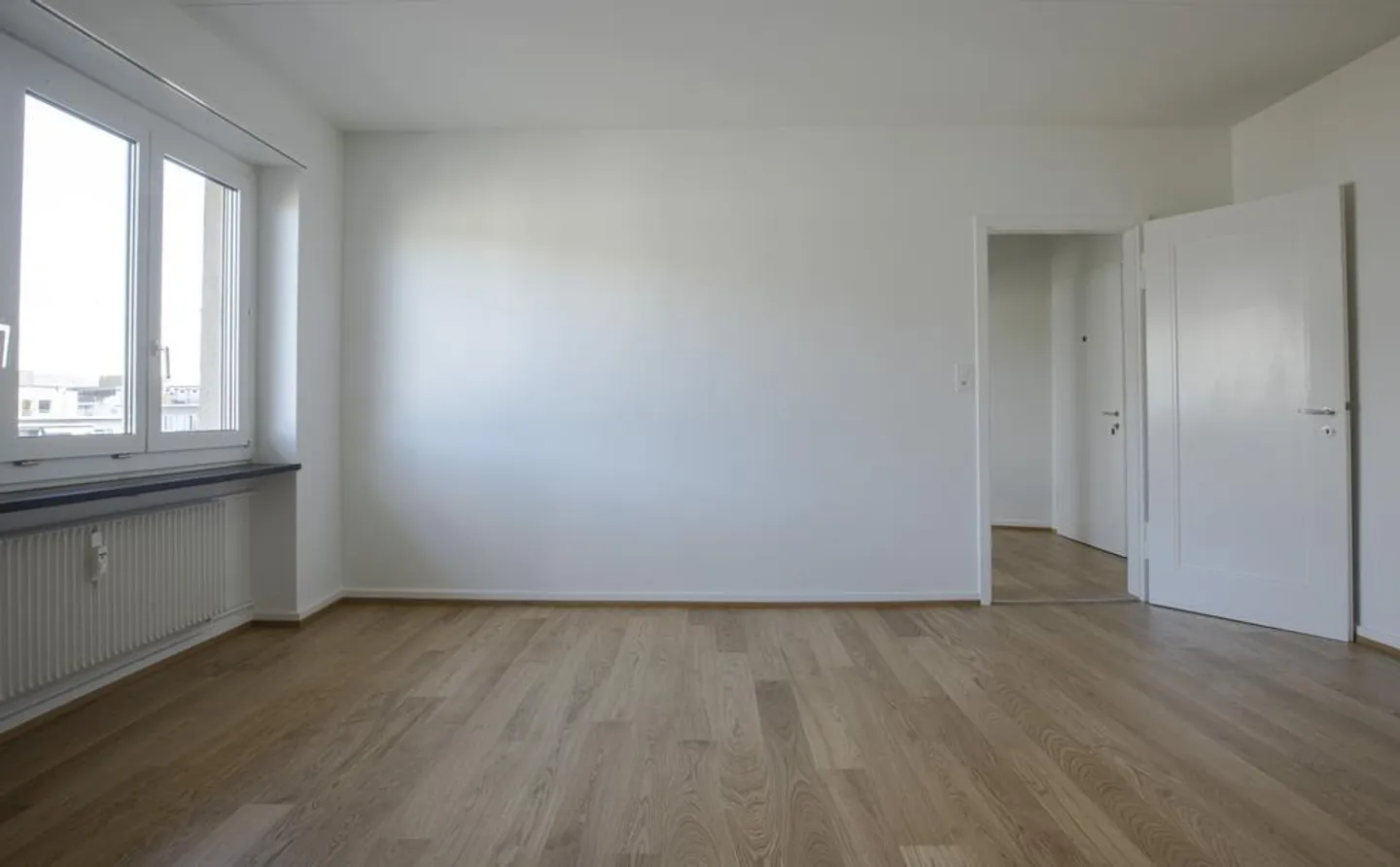 Appartement 1 pièce fraîchement rénové au centre de Bâle - Photo 3 sur 8