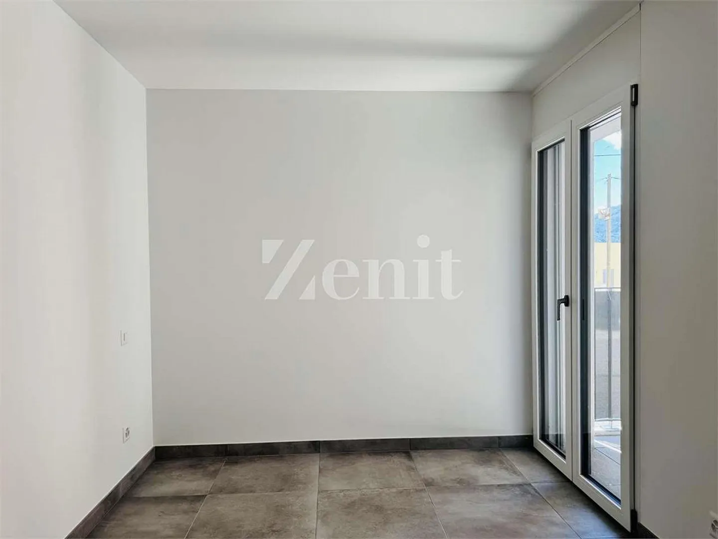 We rent a modern 2.5-room apartment in first rental - Photo 4 of 7