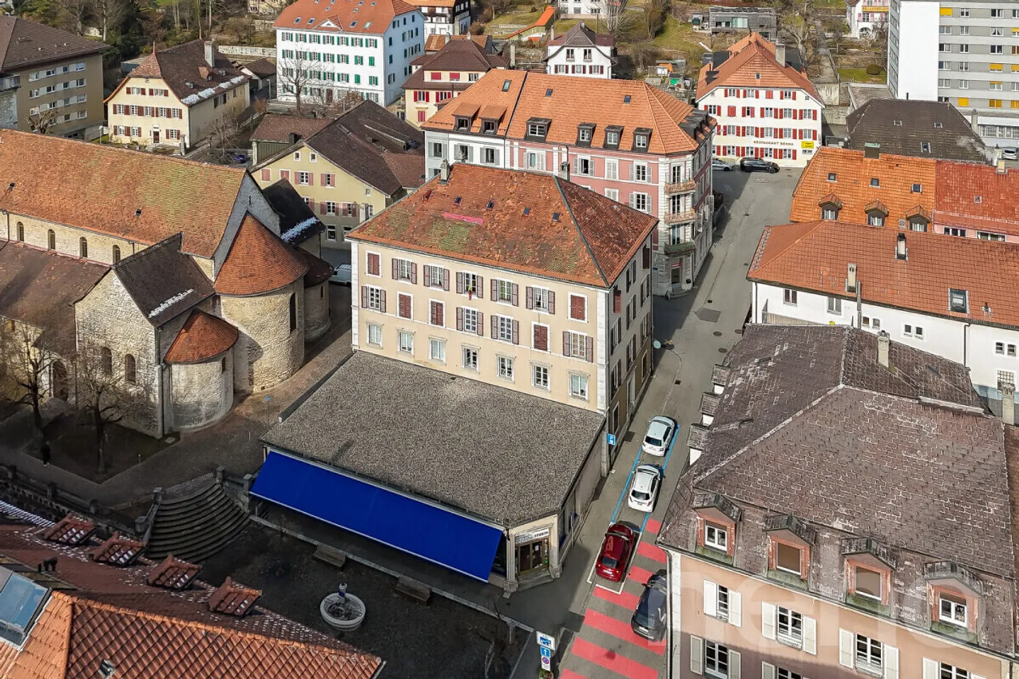 Mischgenutztes Gebäude kaufen - Foto 12 von 13