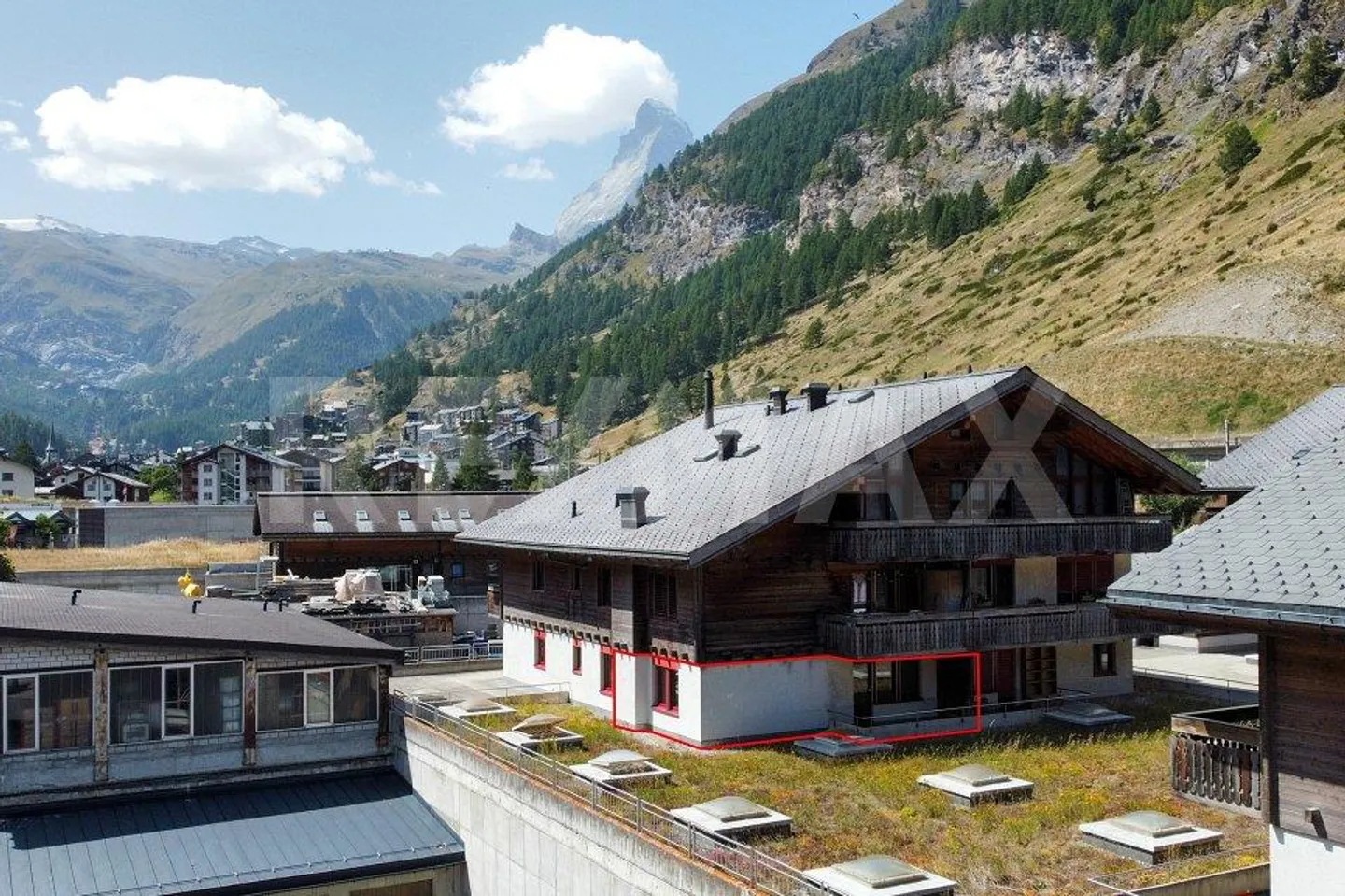 Freshly renovated 2.5-room apartment in Zermatt with rare car access - Photo 11 of 13