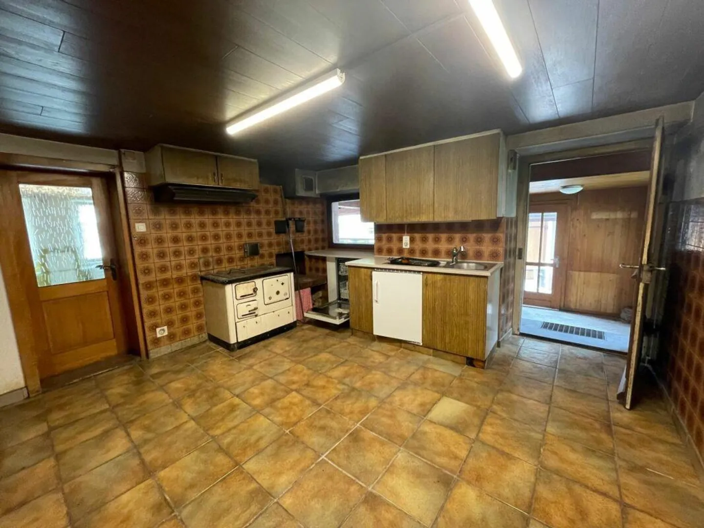 Renovierungsbedürftige Liegenschaft mit Geschichte und Potenzial - Foto 7 von 13