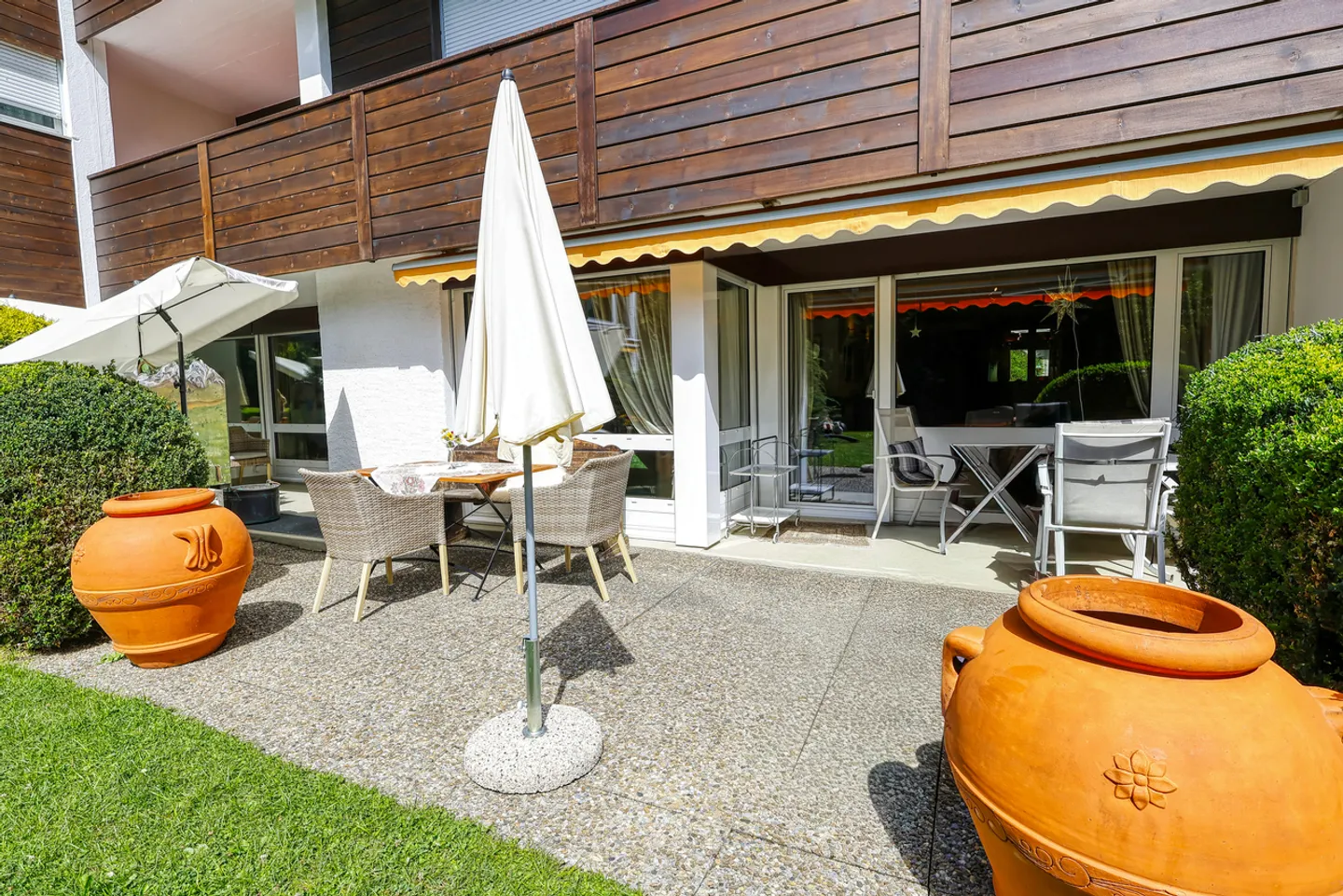 Saanen-Gstaad | 5,5 pièces avec jardin &amp; terrasses - Foto 9 di 10