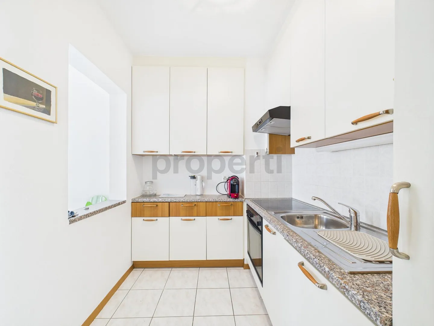 Komplett saniertes Gebäude, funktioneller Grundriss & hohe Energieeffizienz! - Foto 4 von 11