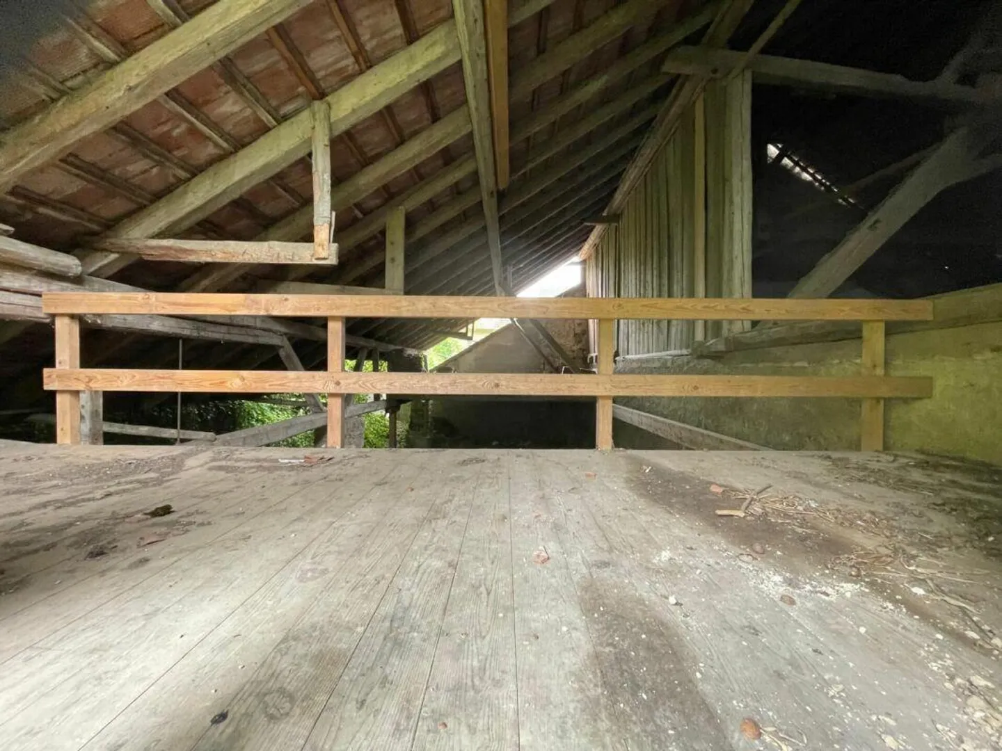 Renovierungsbedürftige Liegenschaft mit Geschichte und Potenzial - Foto 9 von 13