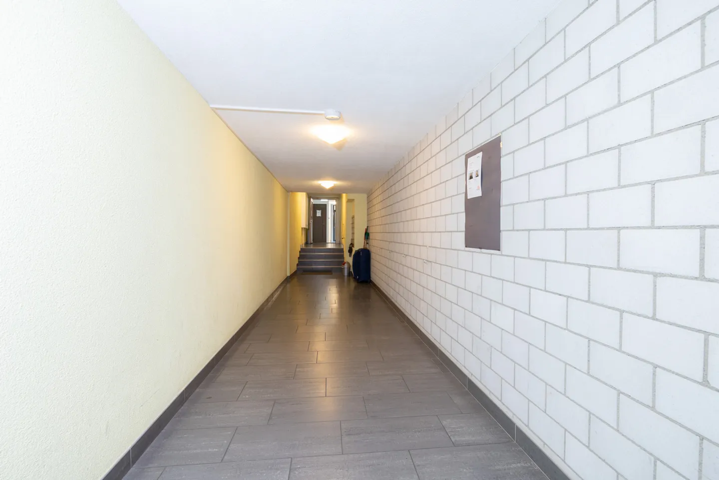 Charmantes Wohngebäude - Foto 3 von 11