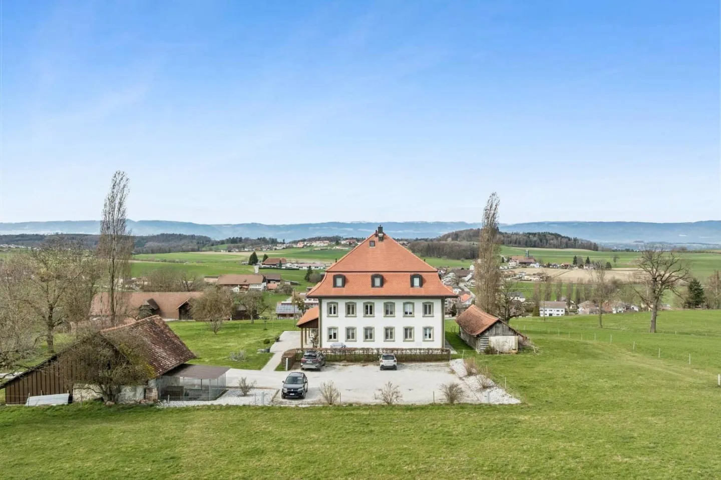 Magnifique maison de campagne avec 2 appartements et chambres d'hôtes - Photo 2 sur 12