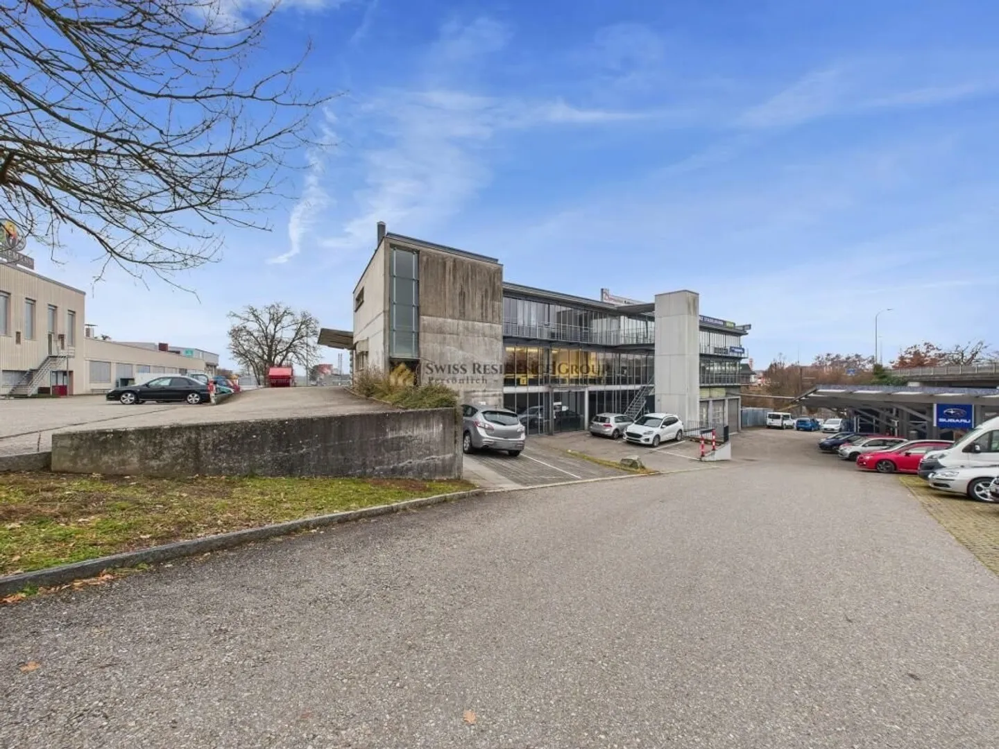 Commercial premises in a sensational location - Photo 1 of 13