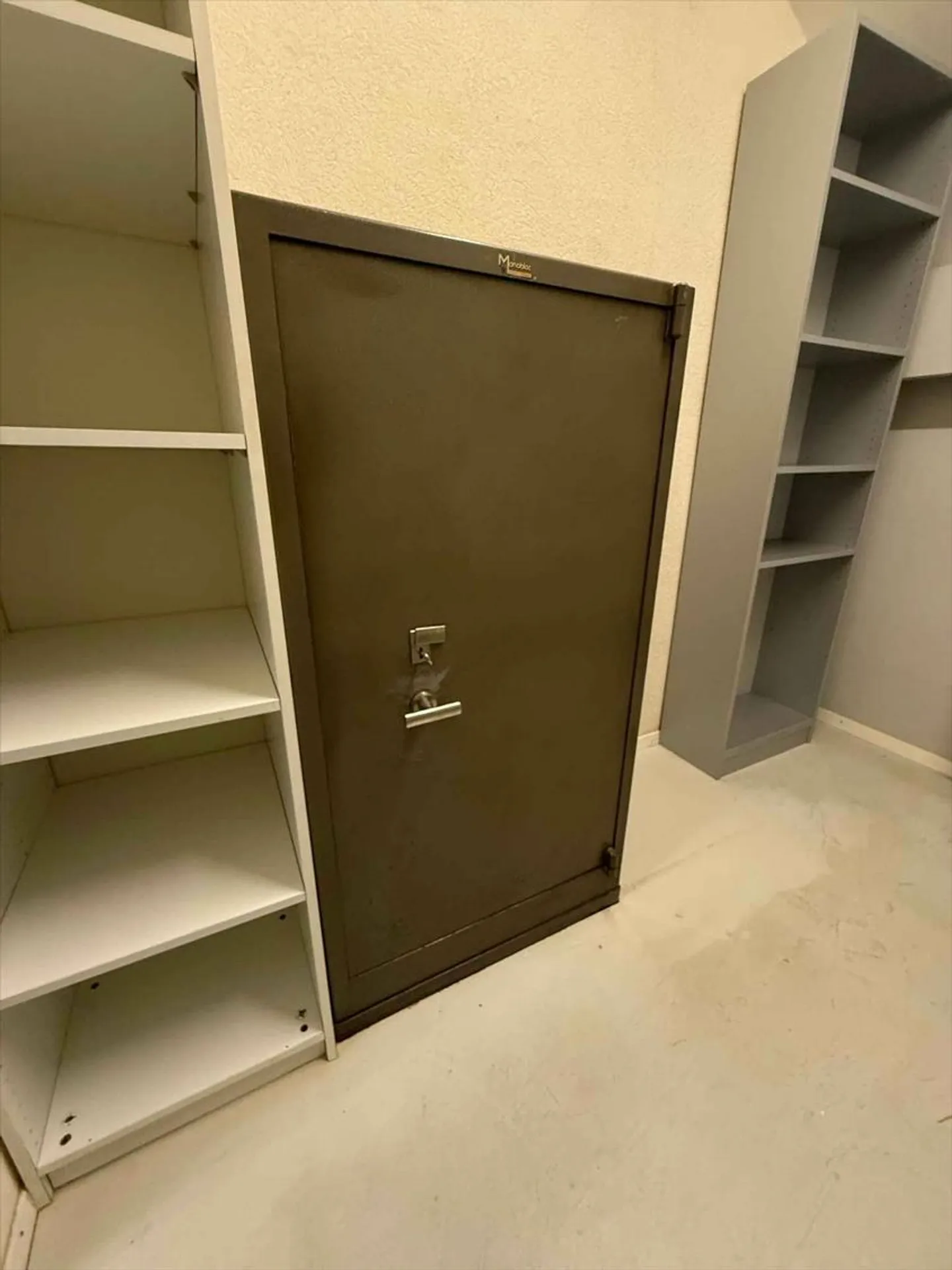 Bureau - Photo 11 sur 12