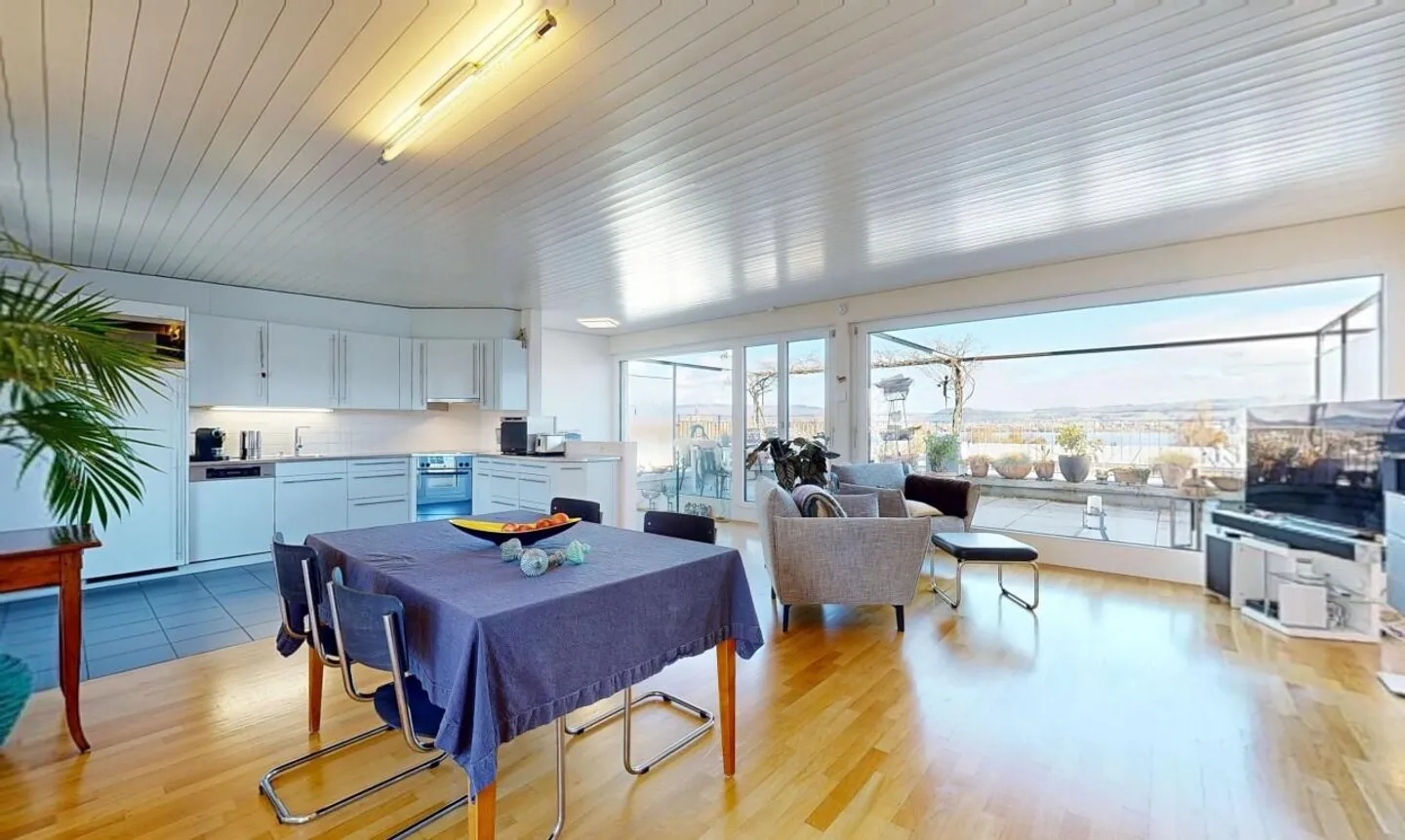 4.5-Room Maisonette Apartment with Lake View in Hünenberg See - Photo 3 of 11