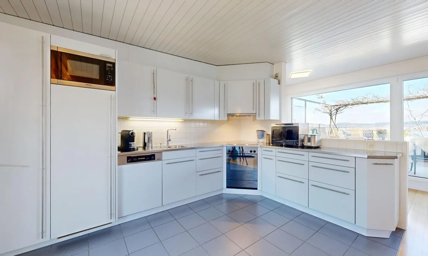 4.5-Room Maisonette Apartment with Lake View in Hünenberg See - Photo 5 of 11