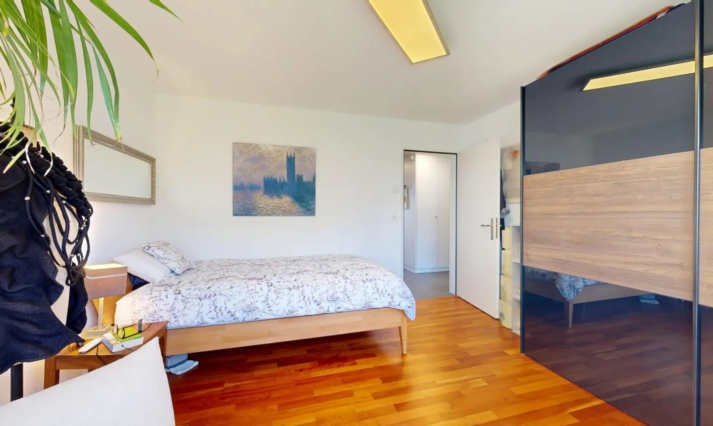 4.5-Room Maisonette Apartment with Lake View in Hünenberg See - Photo 9 of 11