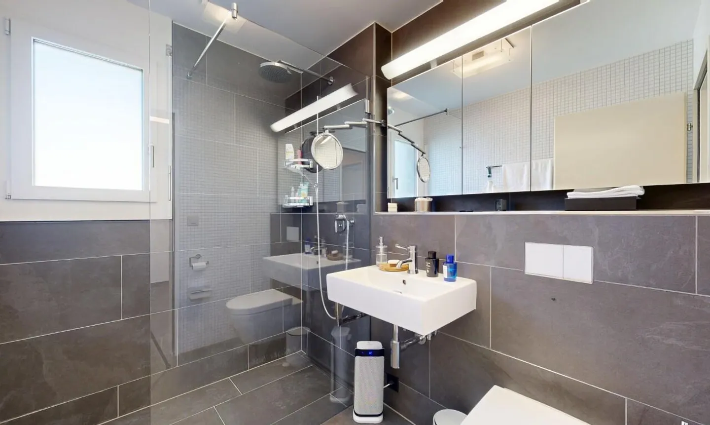 4.5-Room Maisonette Apartment with Lake View in Hünenberg See - Photo 10 of 11