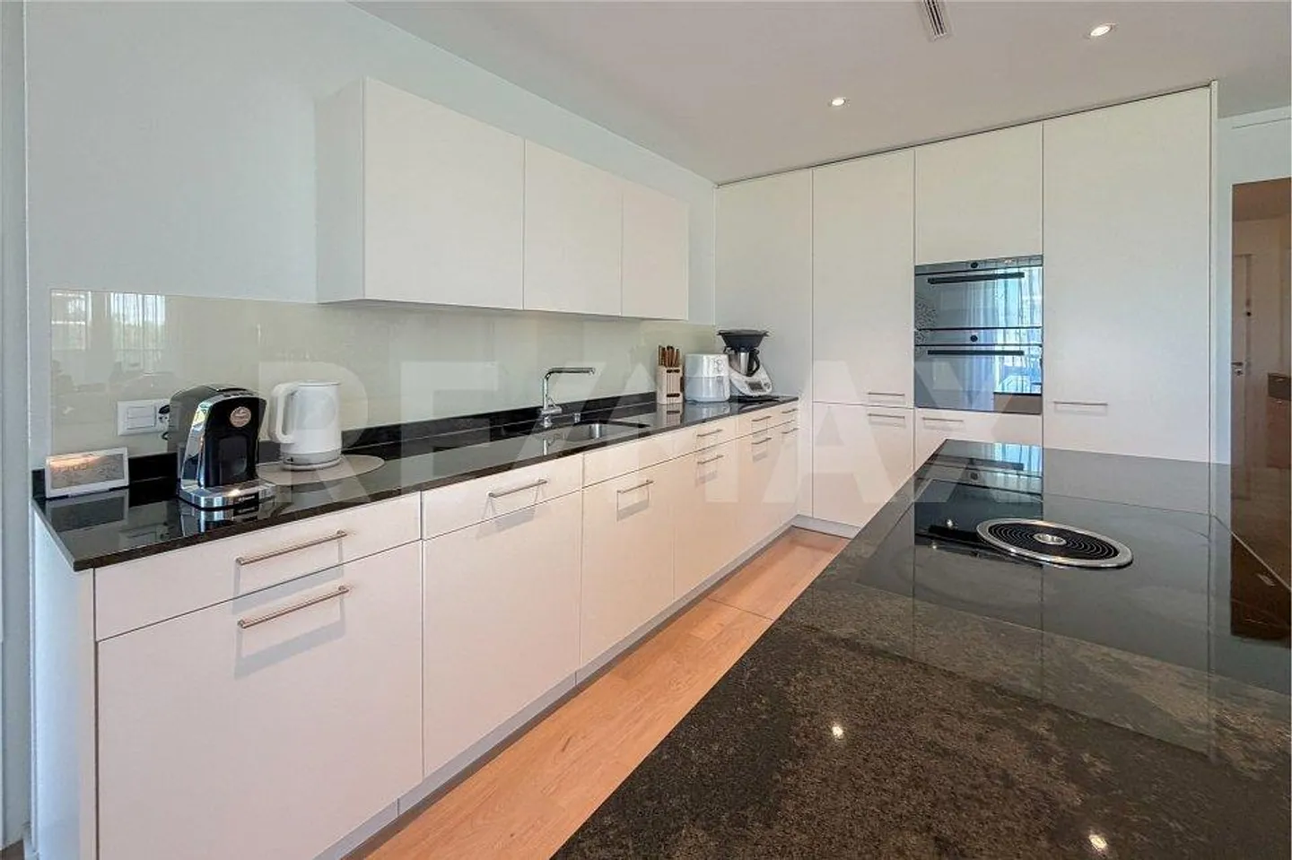 Appartamento 4.5 stanze al 1° piano – Vita moderna con grande balcone in... - Foto 9 di 13