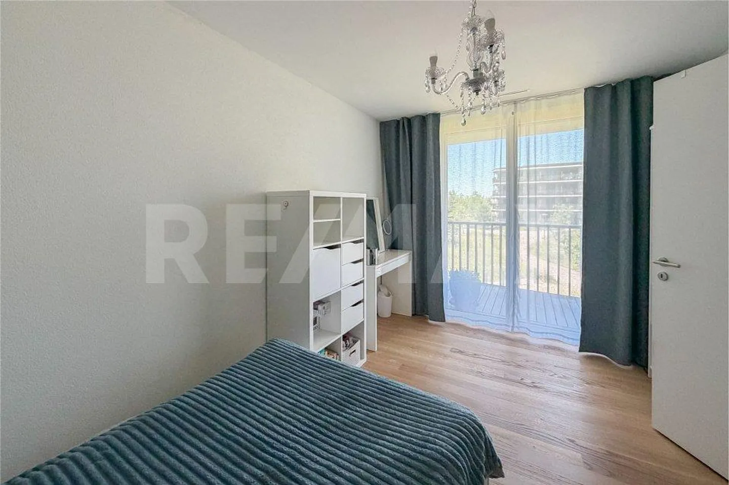 Appartamento 4.5 stanze al 1° piano – Vita moderna con grande balcone in... - Foto 13 di 13