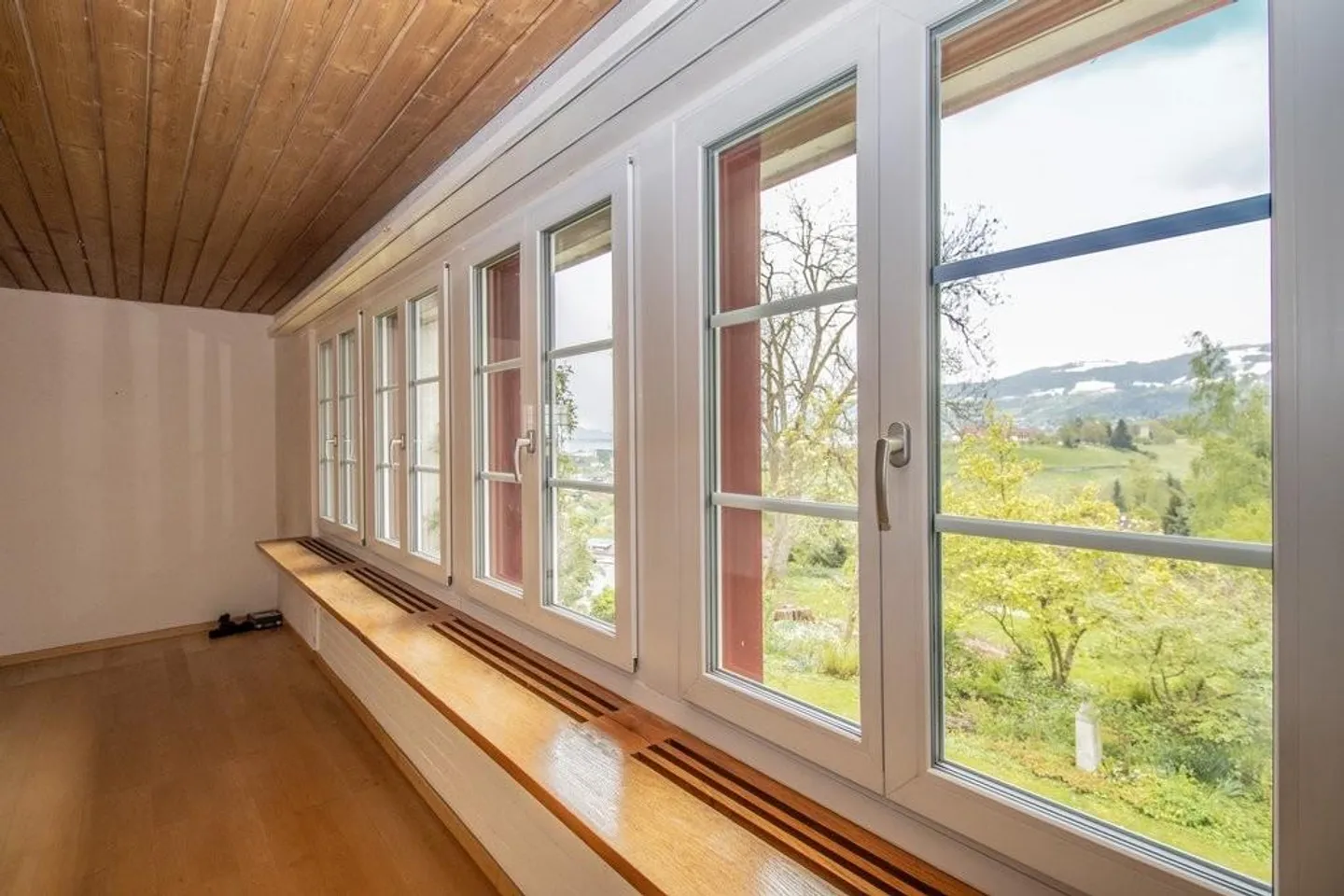 7.5-room house section with garden in the Schwarzhaus near Lake Constance - Photo 11 of 12