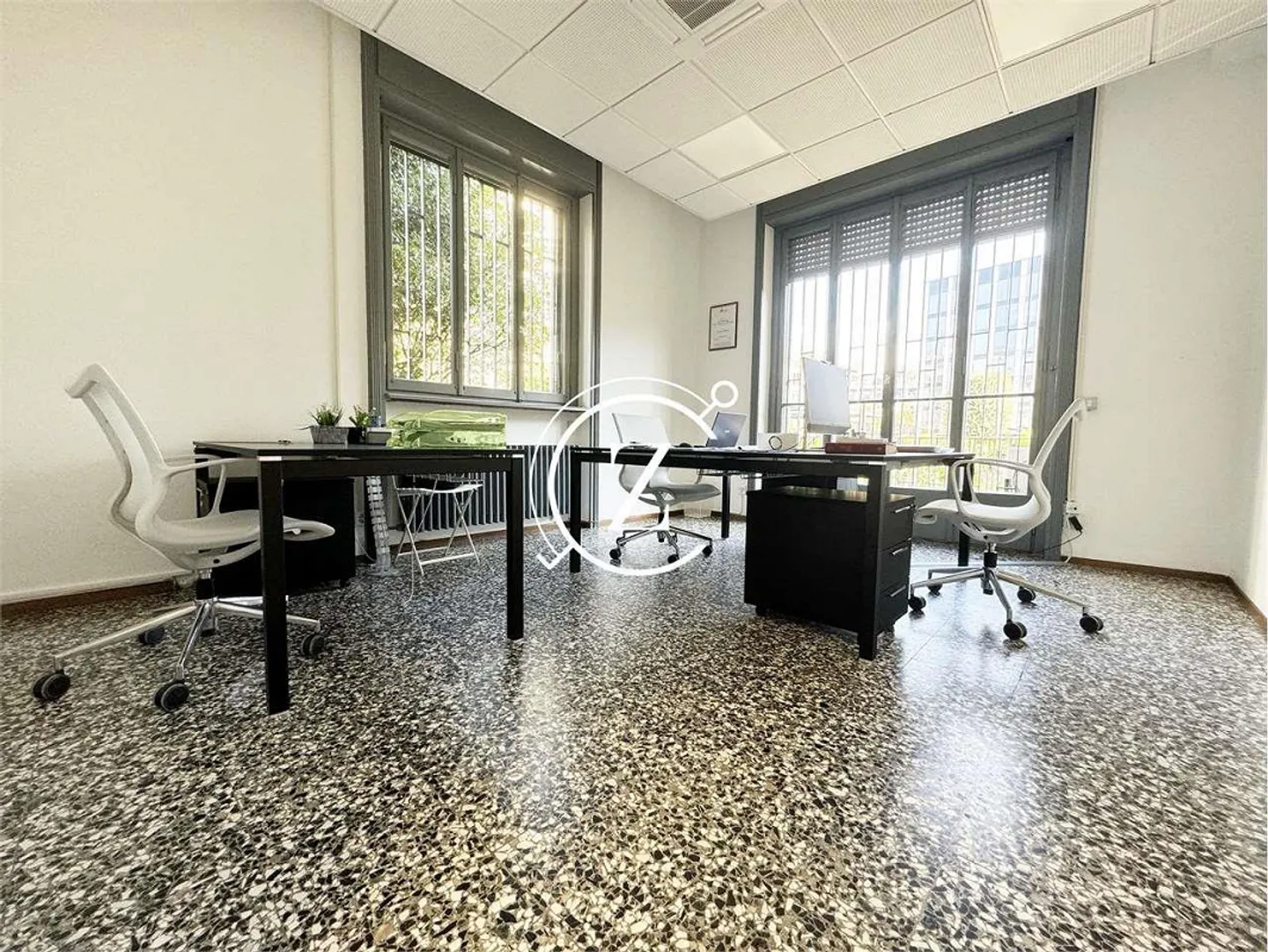 Komfortables Büro zum Verkauf im Zentrum von Chiasso - Foto 3 di 3