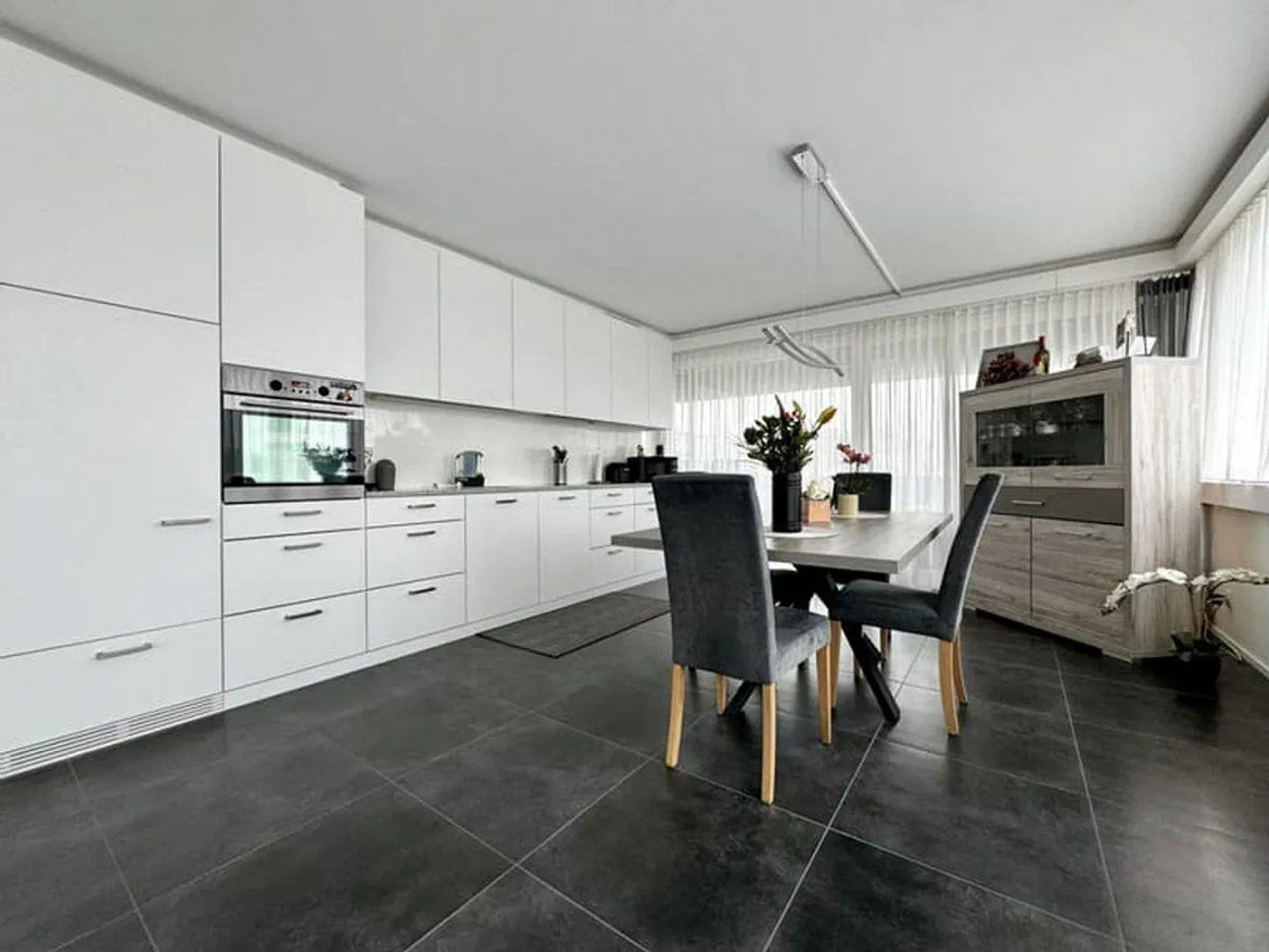 Belle appartement de 3,5 pièces à louer à Burgdorf - Photo 3 sur 8