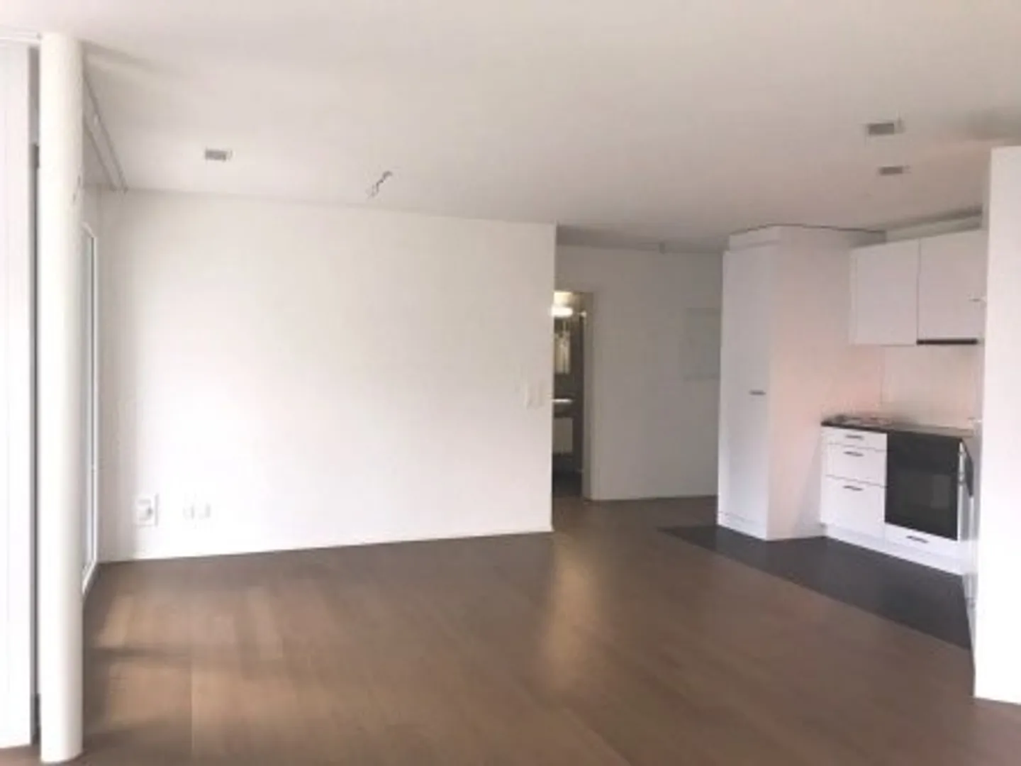 BESONDERE SINGLE-WOHNUNG am Puls von Biel! 1. Monat GRATIS! - Foto 2 von 6