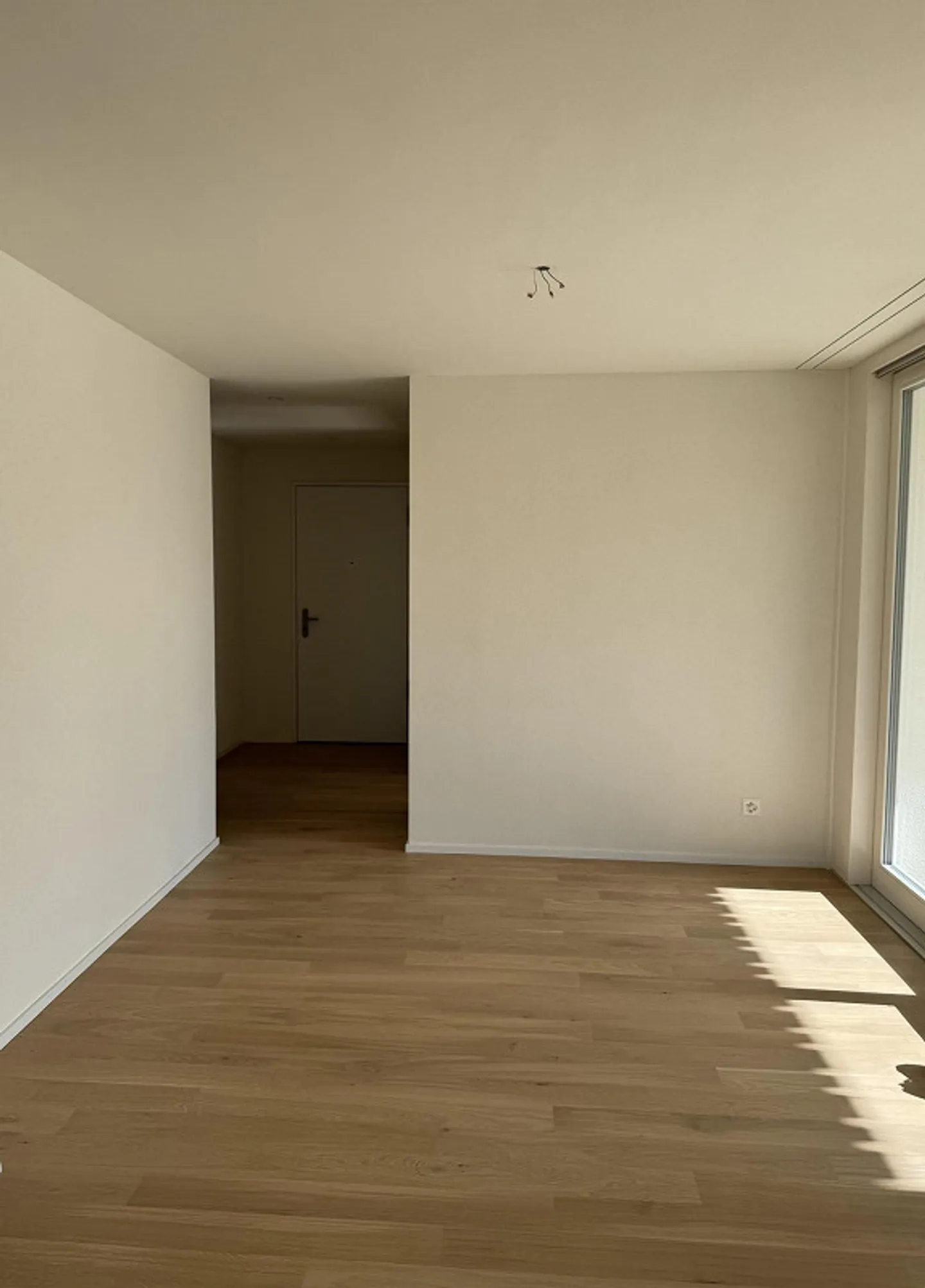 Appartamento idilliaco di 4,5 stanze nella tranquilla Nürensdorf - Foto 7 di 11
