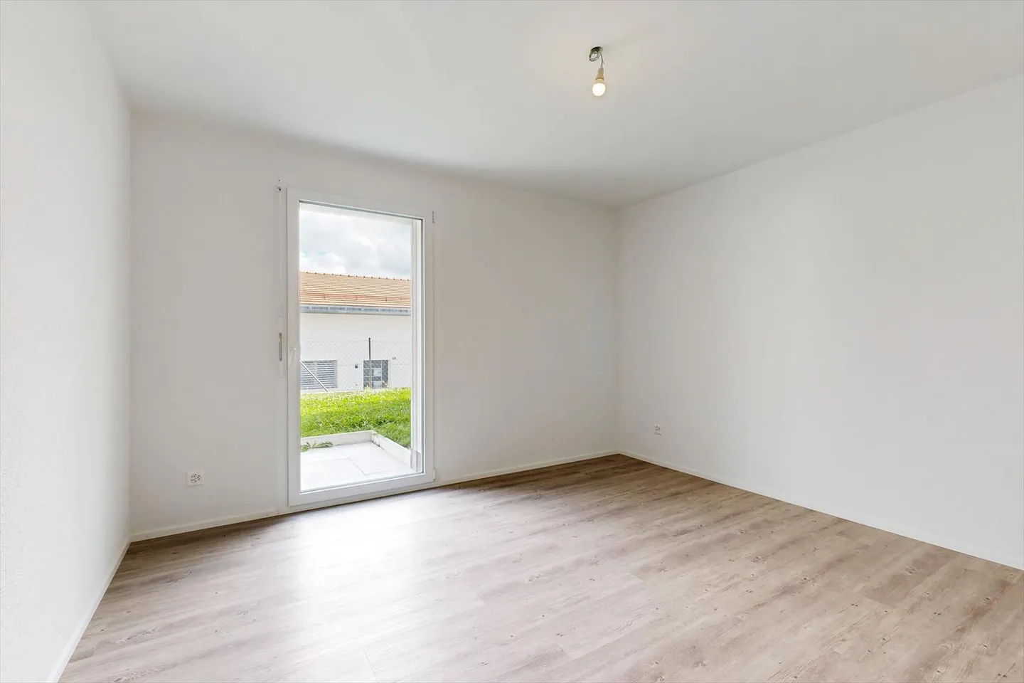 New 3.5-room apartments 5 min. from Châtel! - Photo 6 of 10